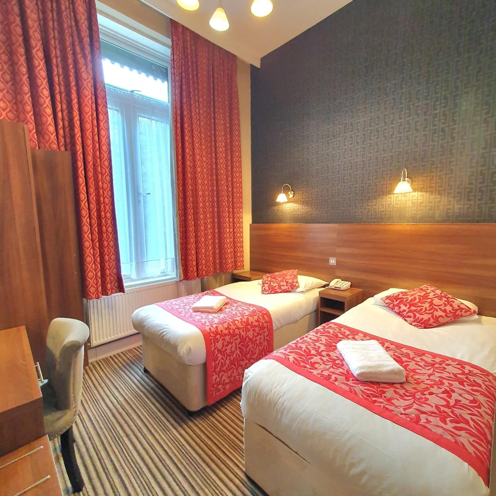 Oliver 3* Londen