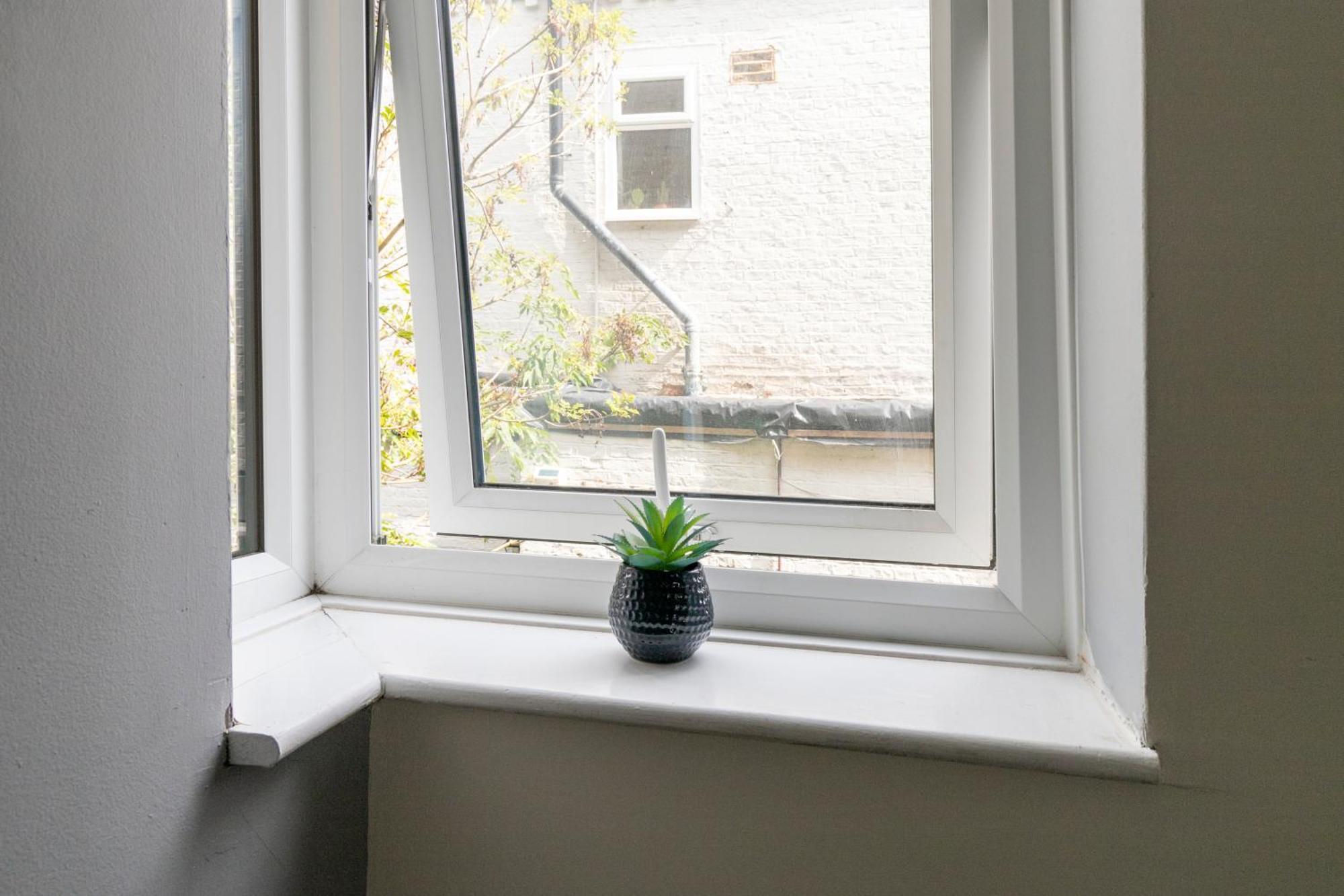 Cosy 2 Bedroom Flat In Manor House Londen