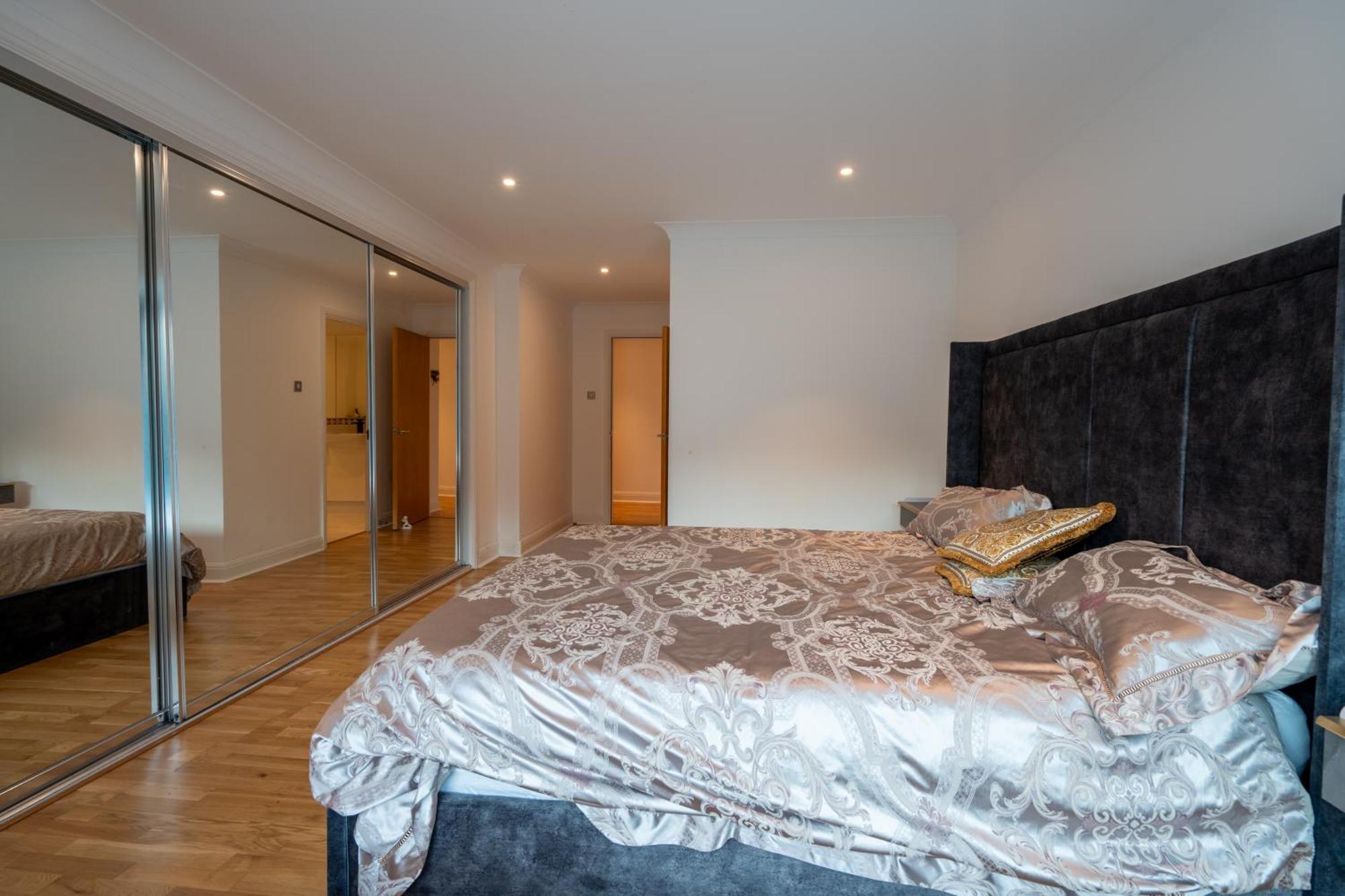 Tower Bridge Best Vue Apartment London
