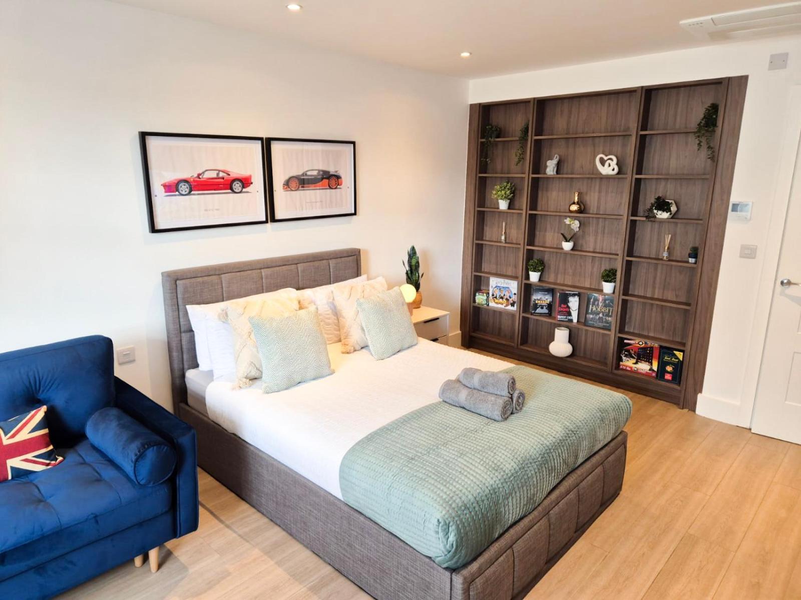 Apartment Modern & 3bedroom Flat With Pvt Balcony Steps From Regent's Park London