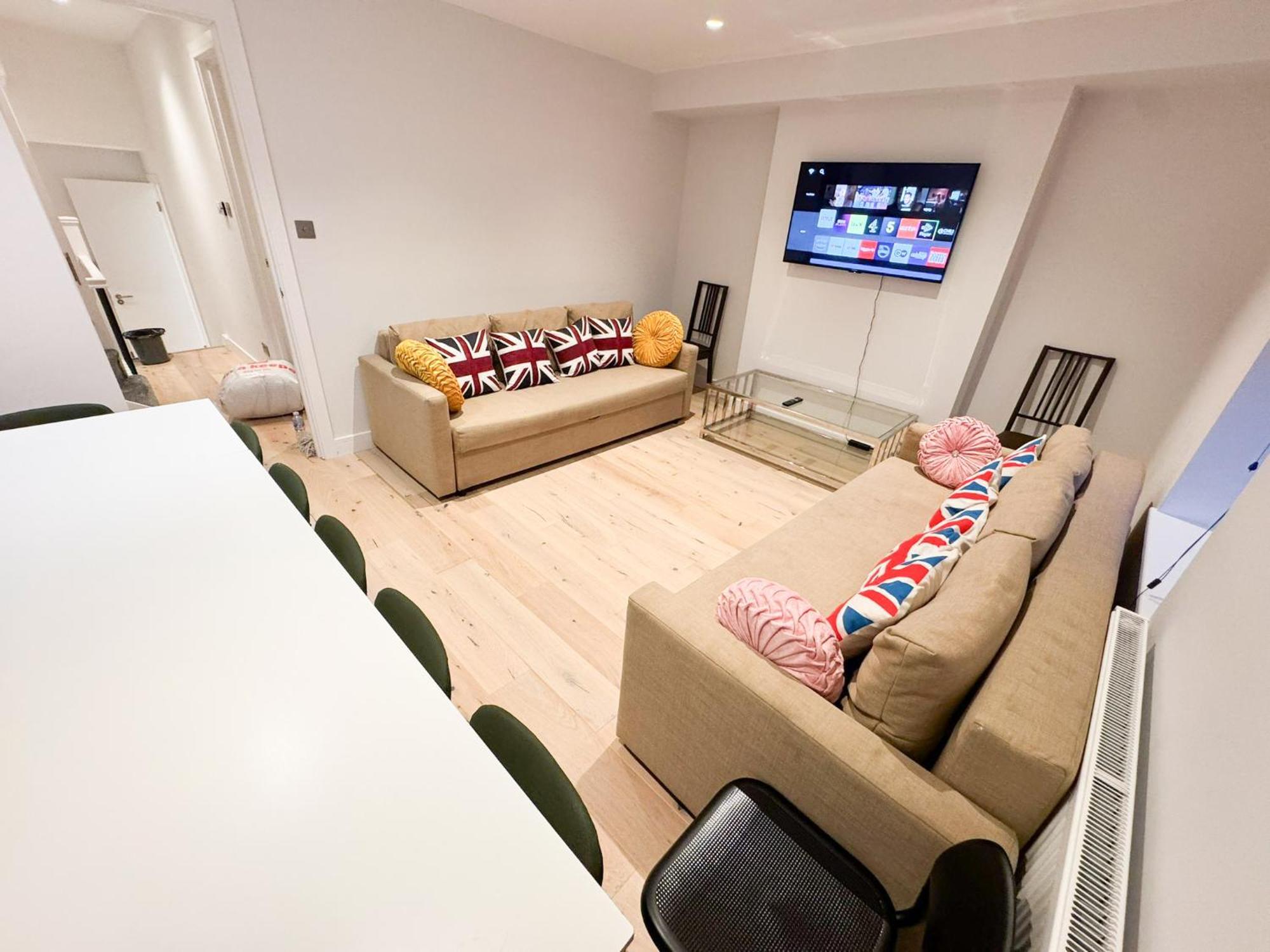 Willesden Penthouse London