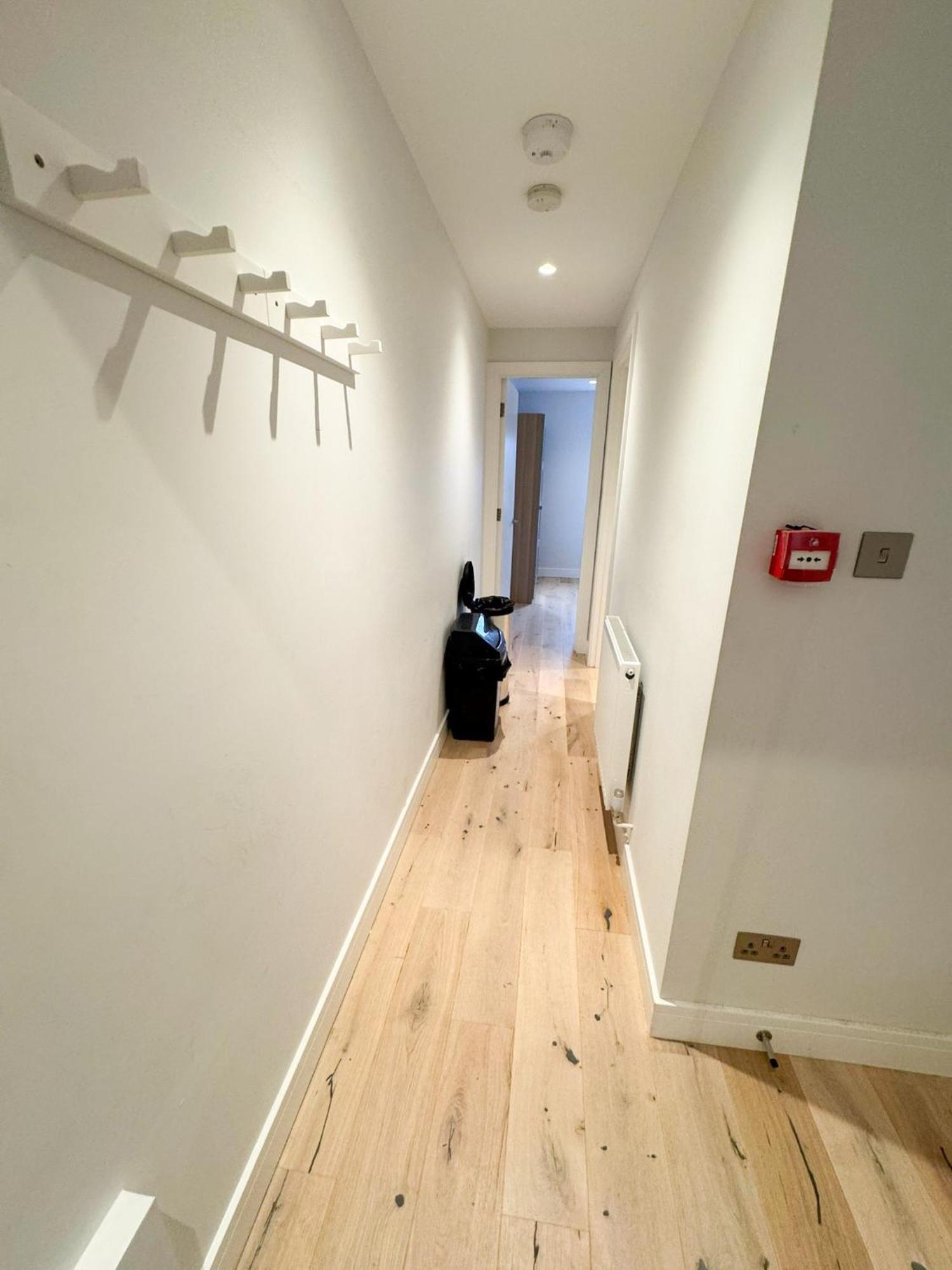 Willesden Penthouse *