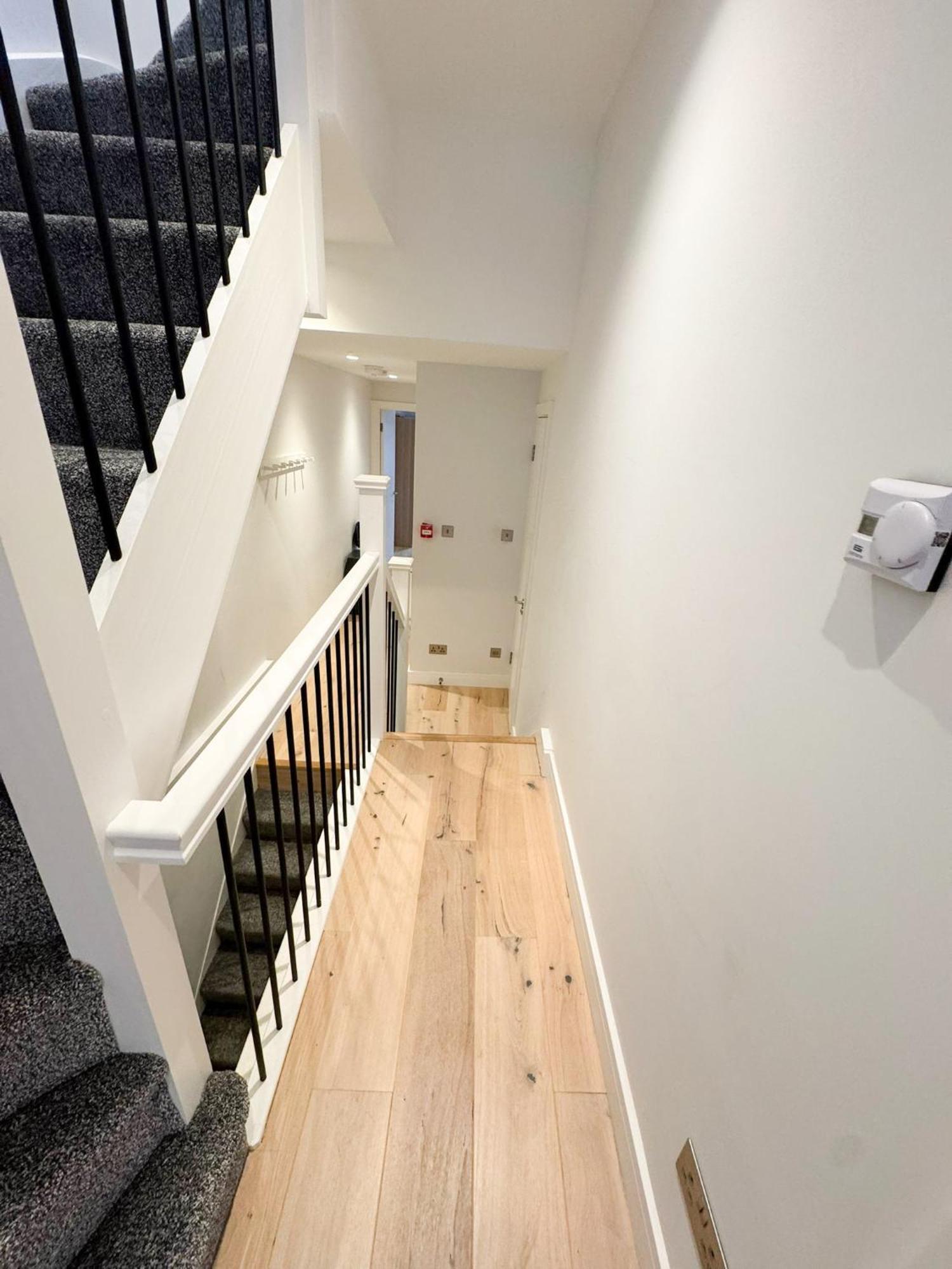 Willesden Penthouse Apartment *