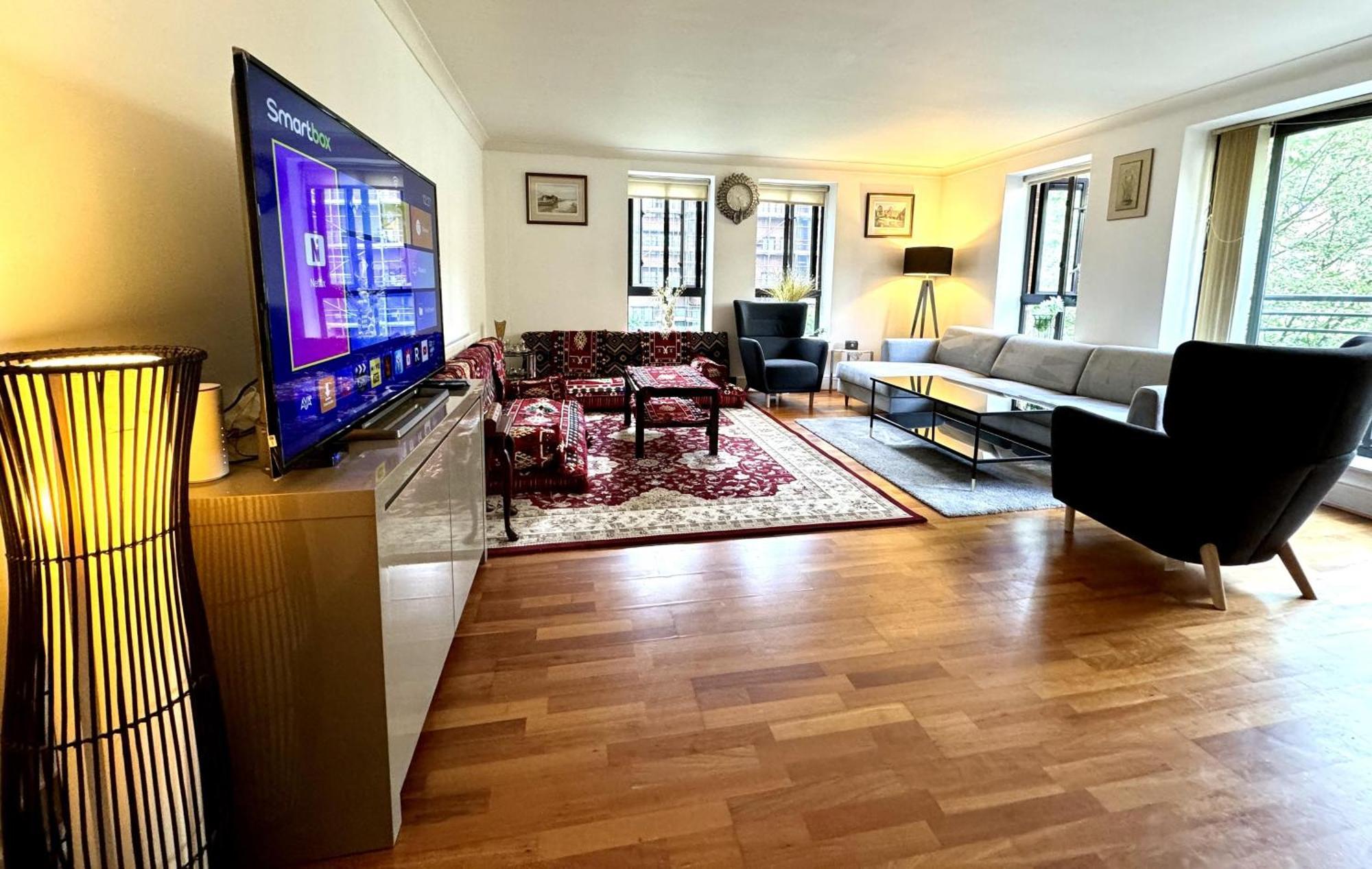 Cityscape Haven In London