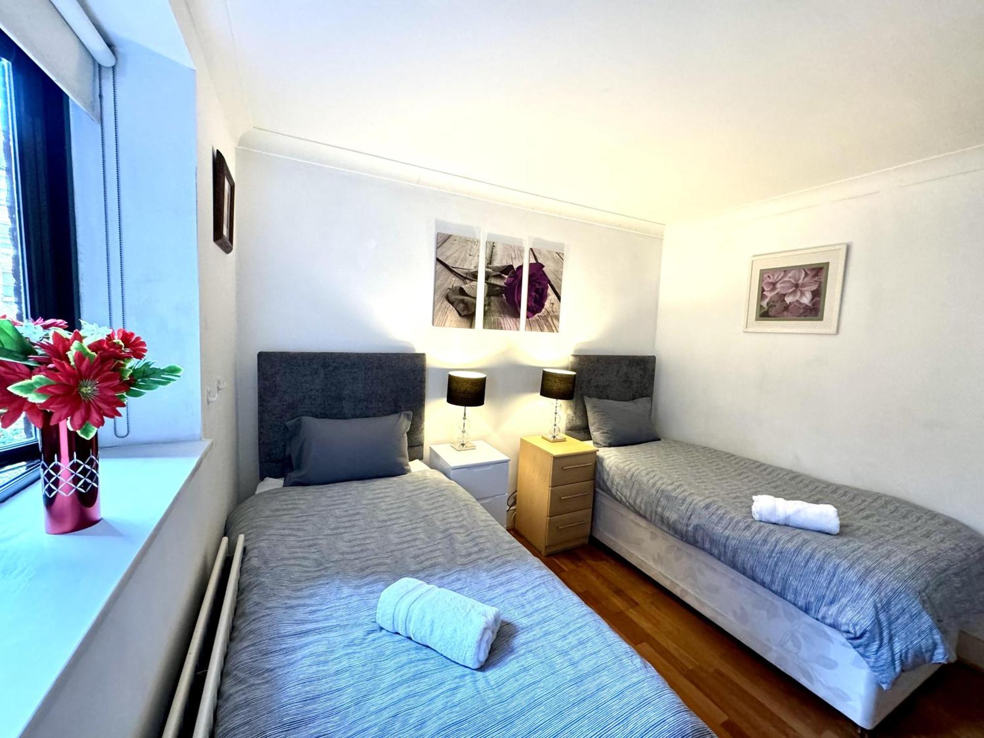 Apartment Cityscape Haven In