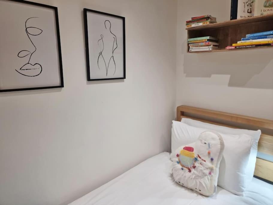 4bed 3bath 8min To Bridge London