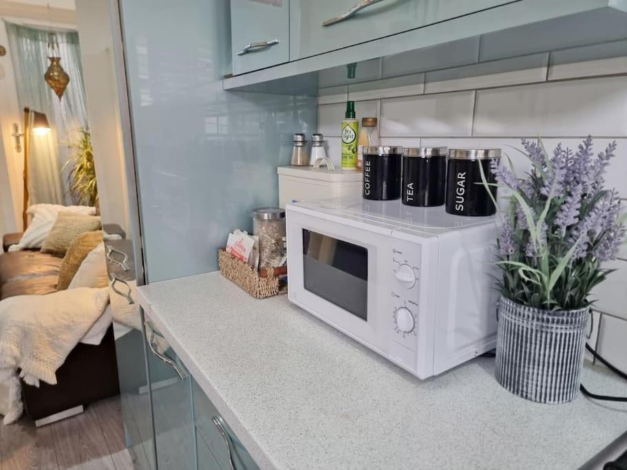 Holiday home 4bed 3bath 8min To Bridge