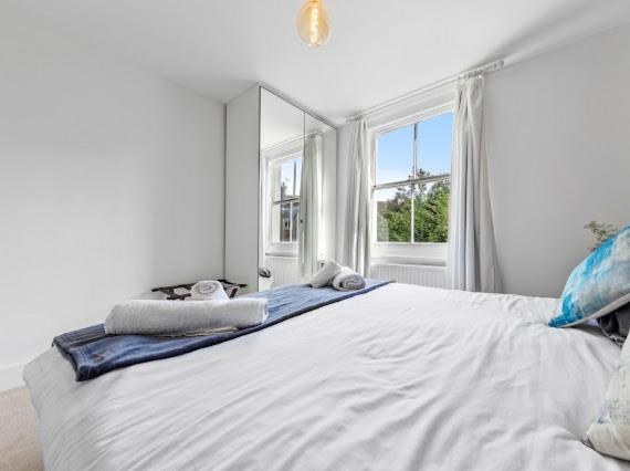 Imperial Wharf Chelsea 3 Bedroom * Londen
