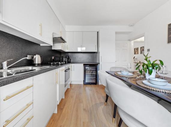 Imperial Wharf Chelsea 3 Bedroom Appartement *
