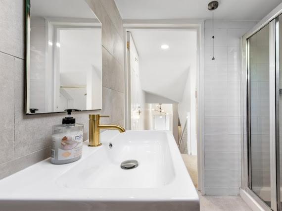 Imperial Wharf Chelsea 3 Bedroom Londen