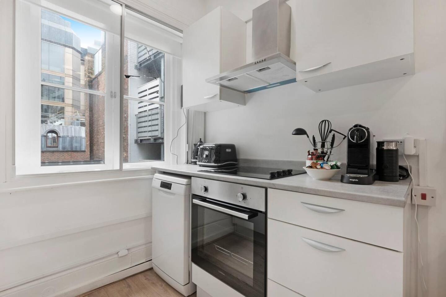 Appartement 2 Bed Piccadilly 3 Londen