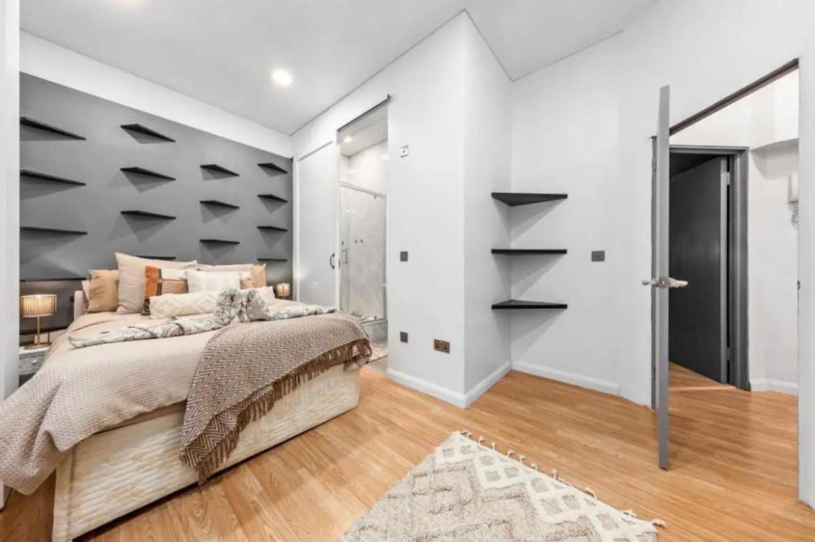Two Bedroom Flat Opposite To Harrods Kb15 Apartment *