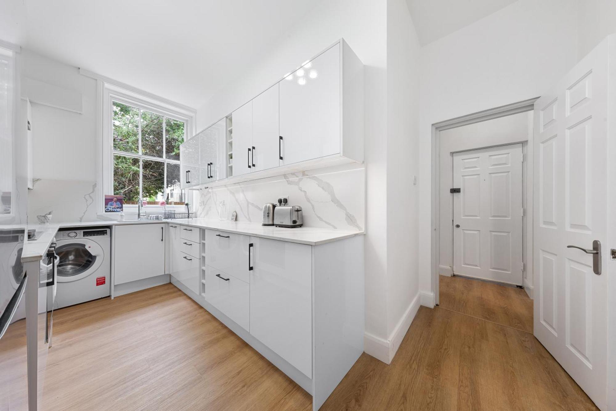 Maida Vale, Modern Apt, Sleeps 4, London. * Londen