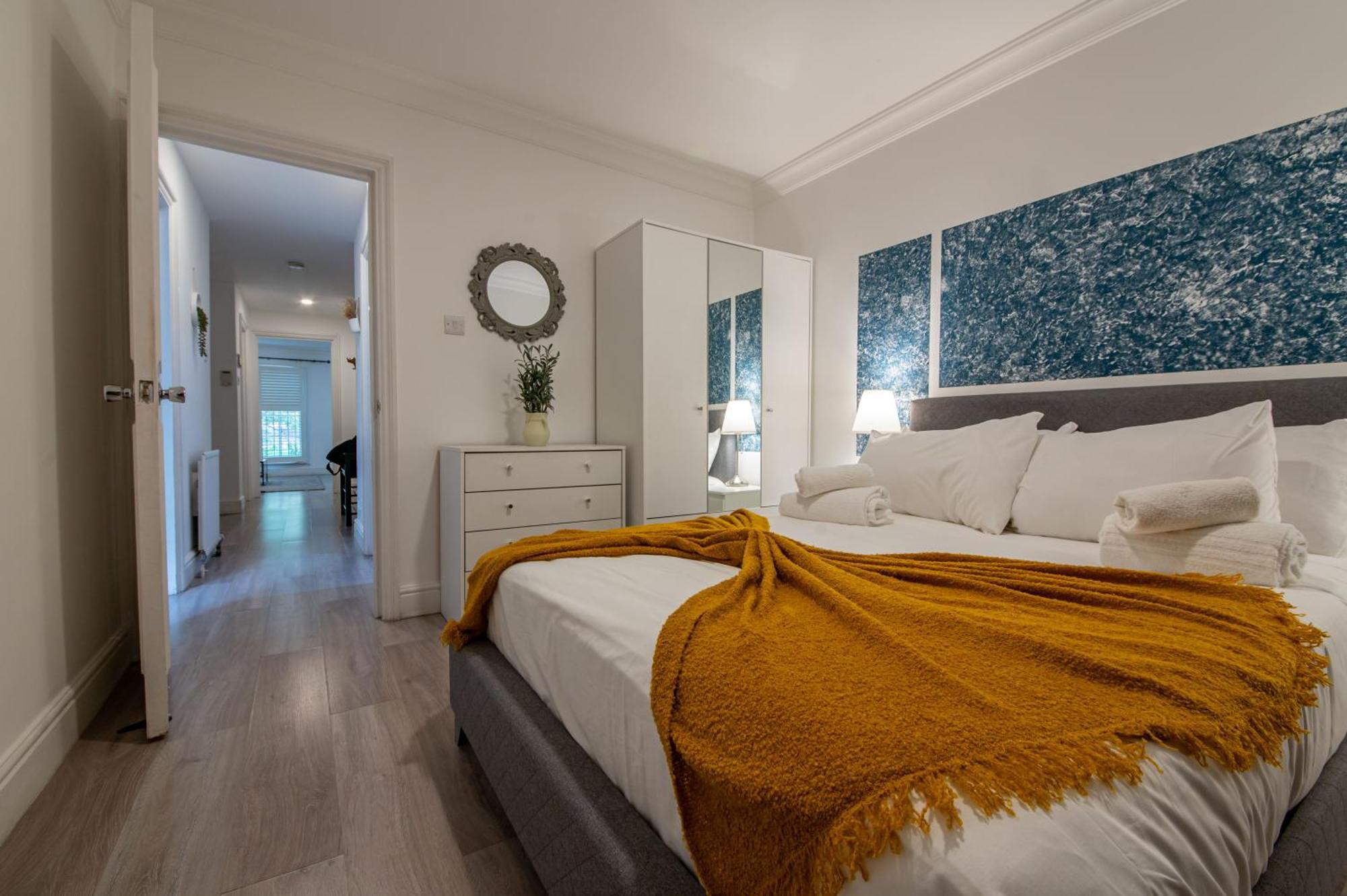 Modern 3 Beds 2 Baths Abbey Rd - St John's Wood Apartment