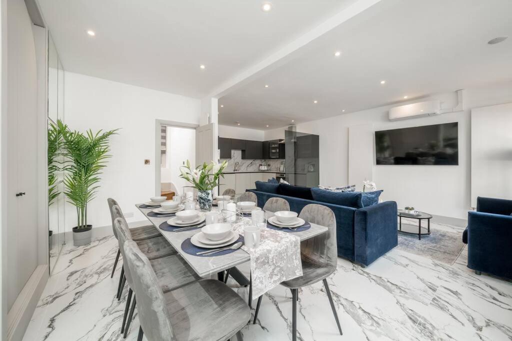 New! Luxurious Mews House Belgravia Apartment *
