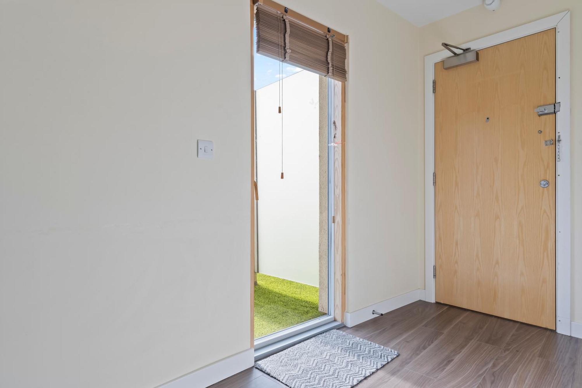 Spectacular 3Br 2Bath Rooftop Sky-Views With Parking Appartement