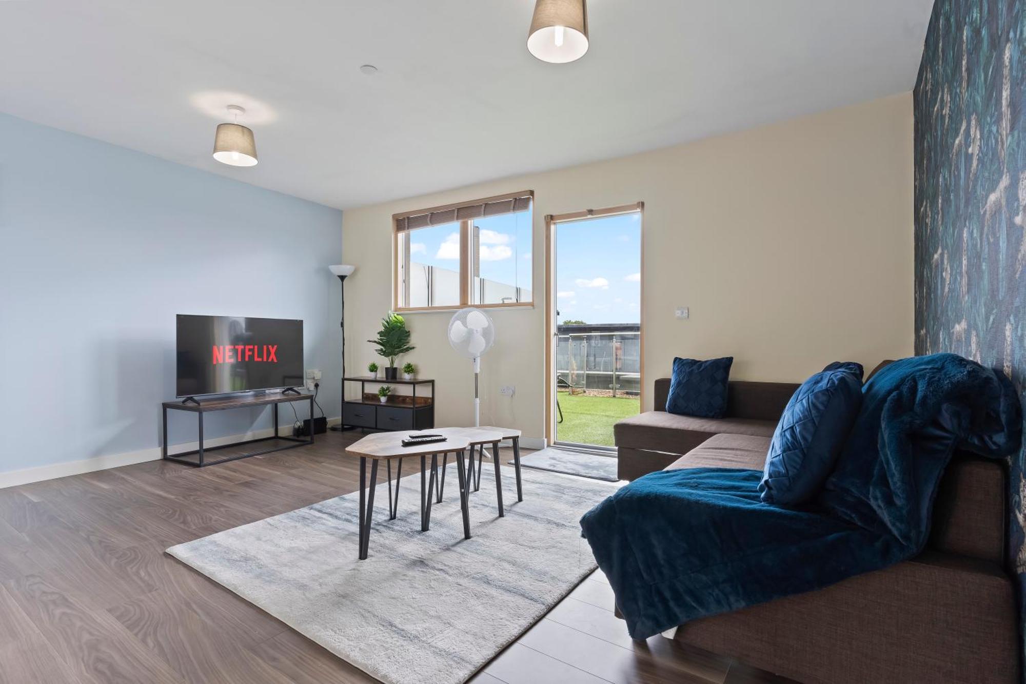 Appartement Spectacular 3Br 2Bath Rooftop Sky-Views With Parking Londen