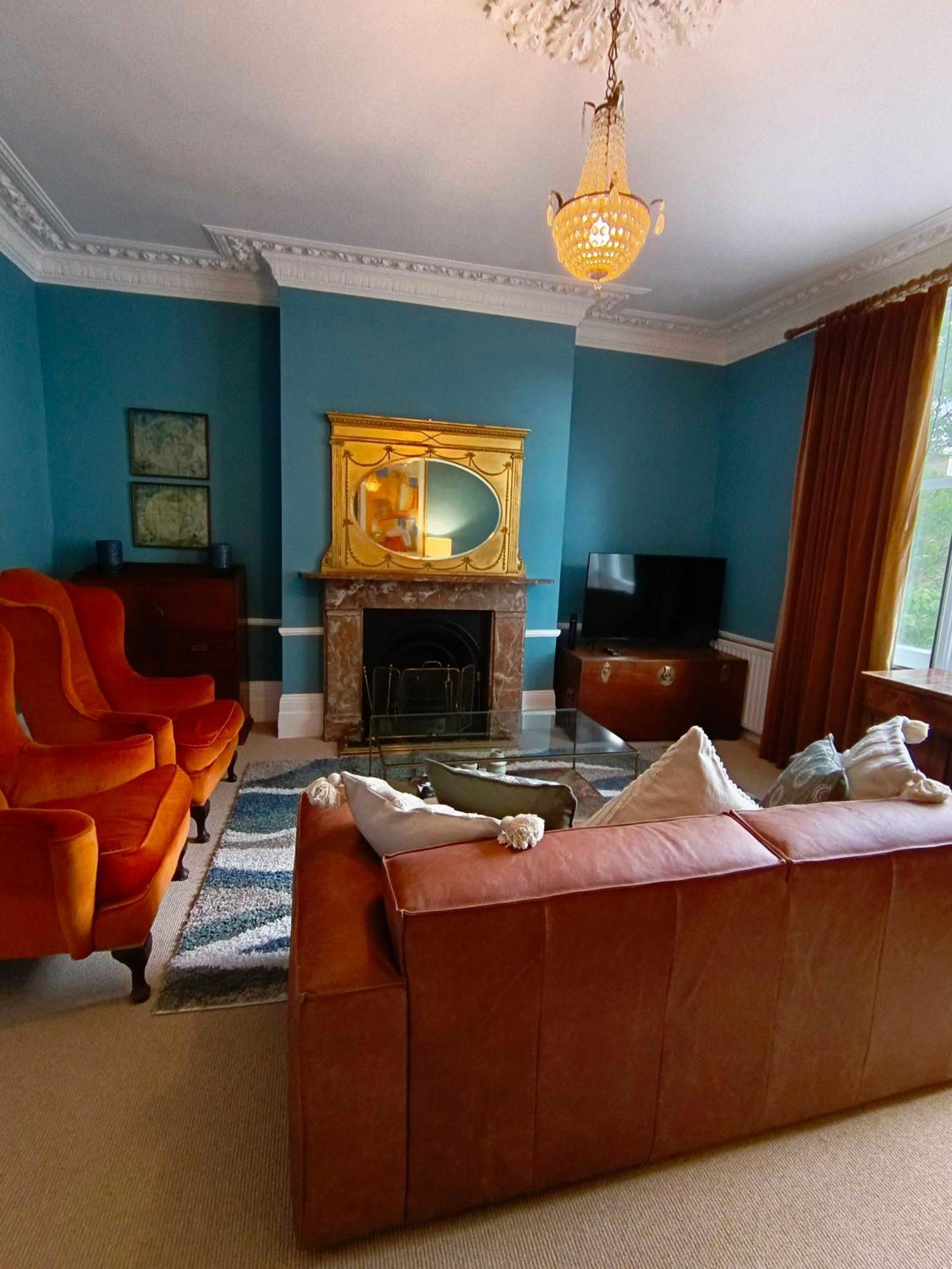 The Earl's Court Hideout - Lovely 4bdr House With Garden