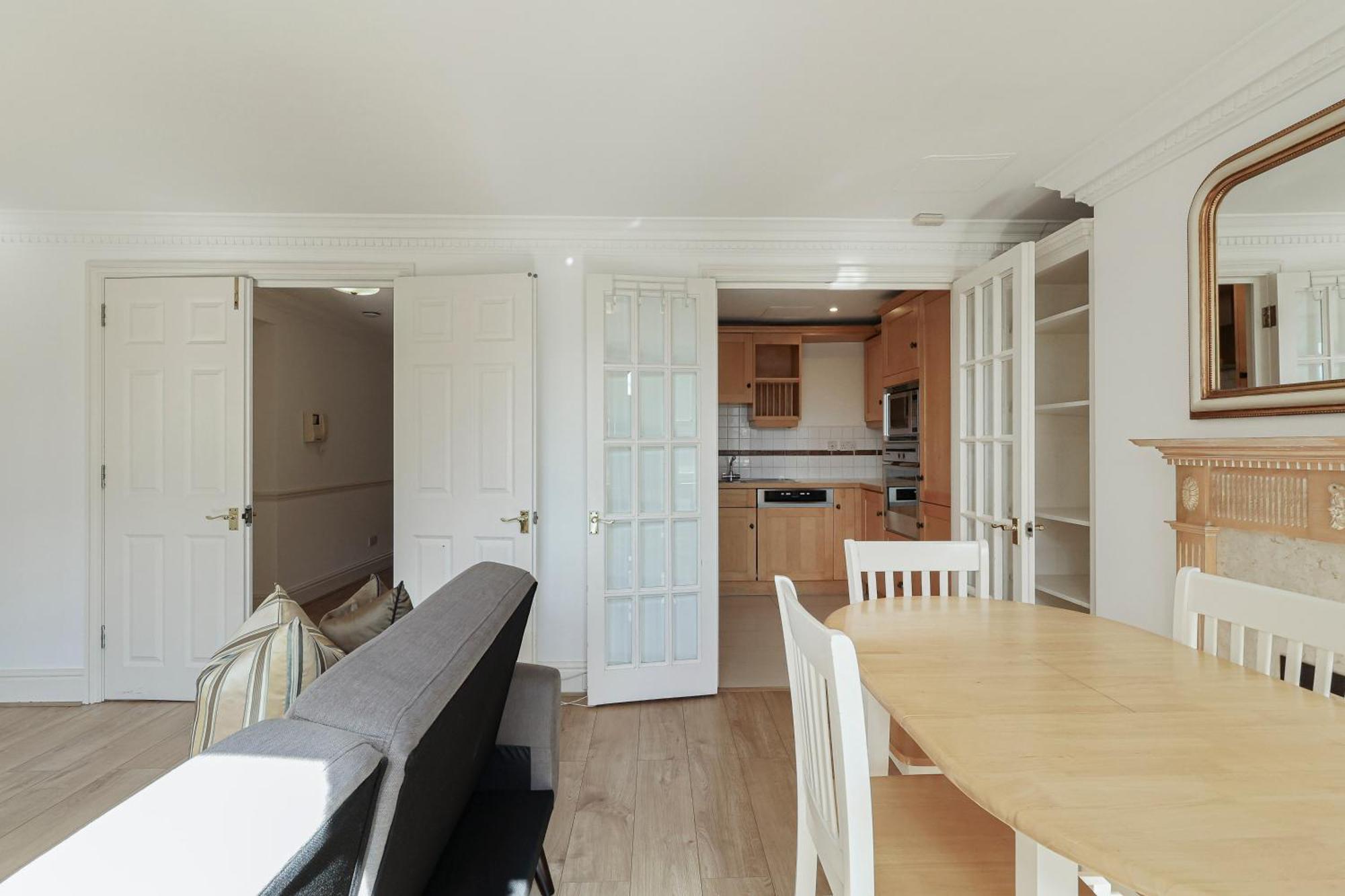 Apartment Two Bed Two Bath Kensington *