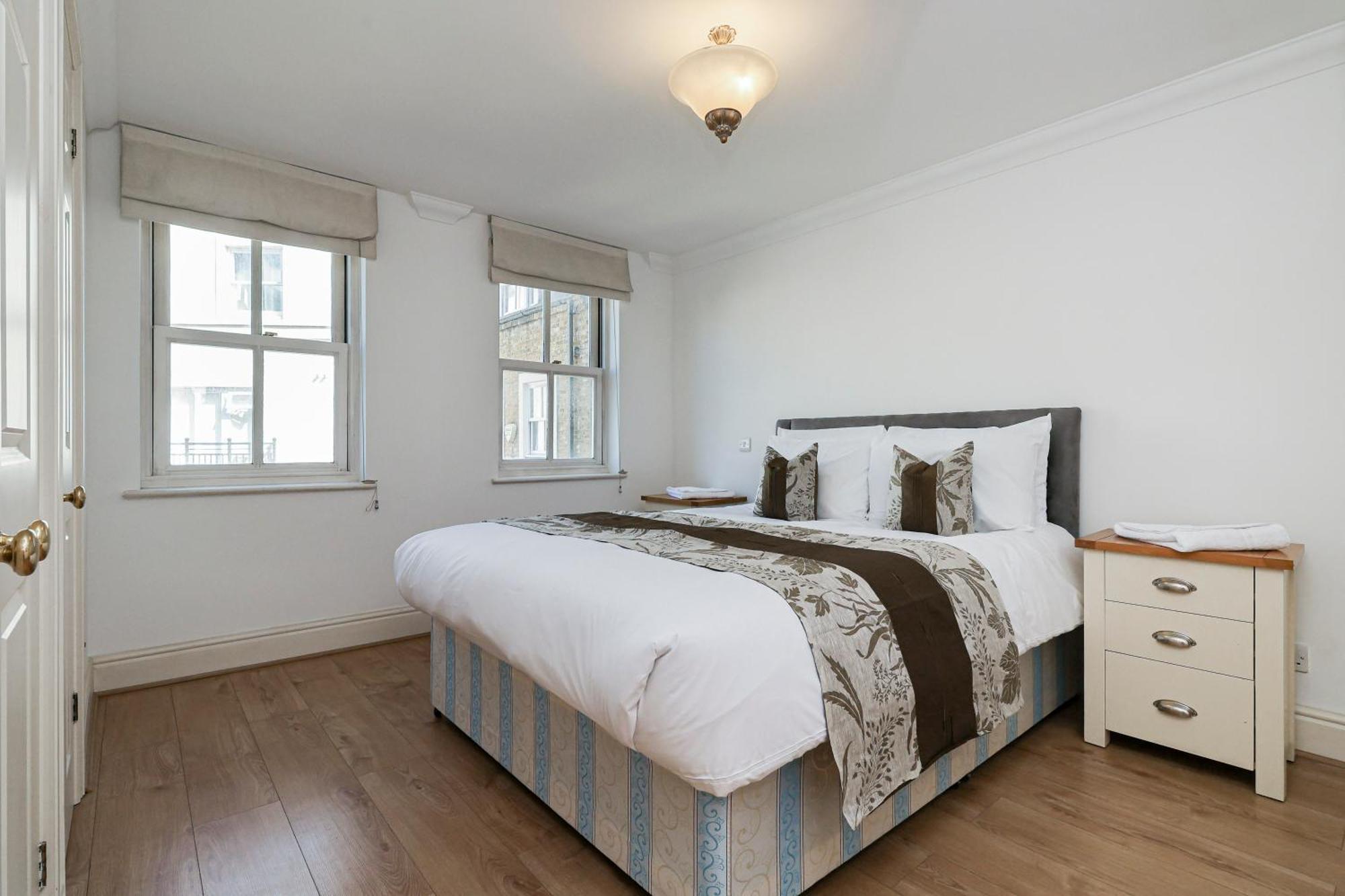 Apartment Two Bed Two Bath Kensington London
