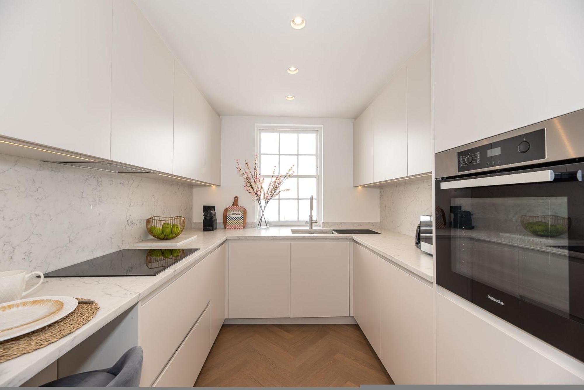 Elegant And Bright 3-bed Flat Near Sloane Square * Londres