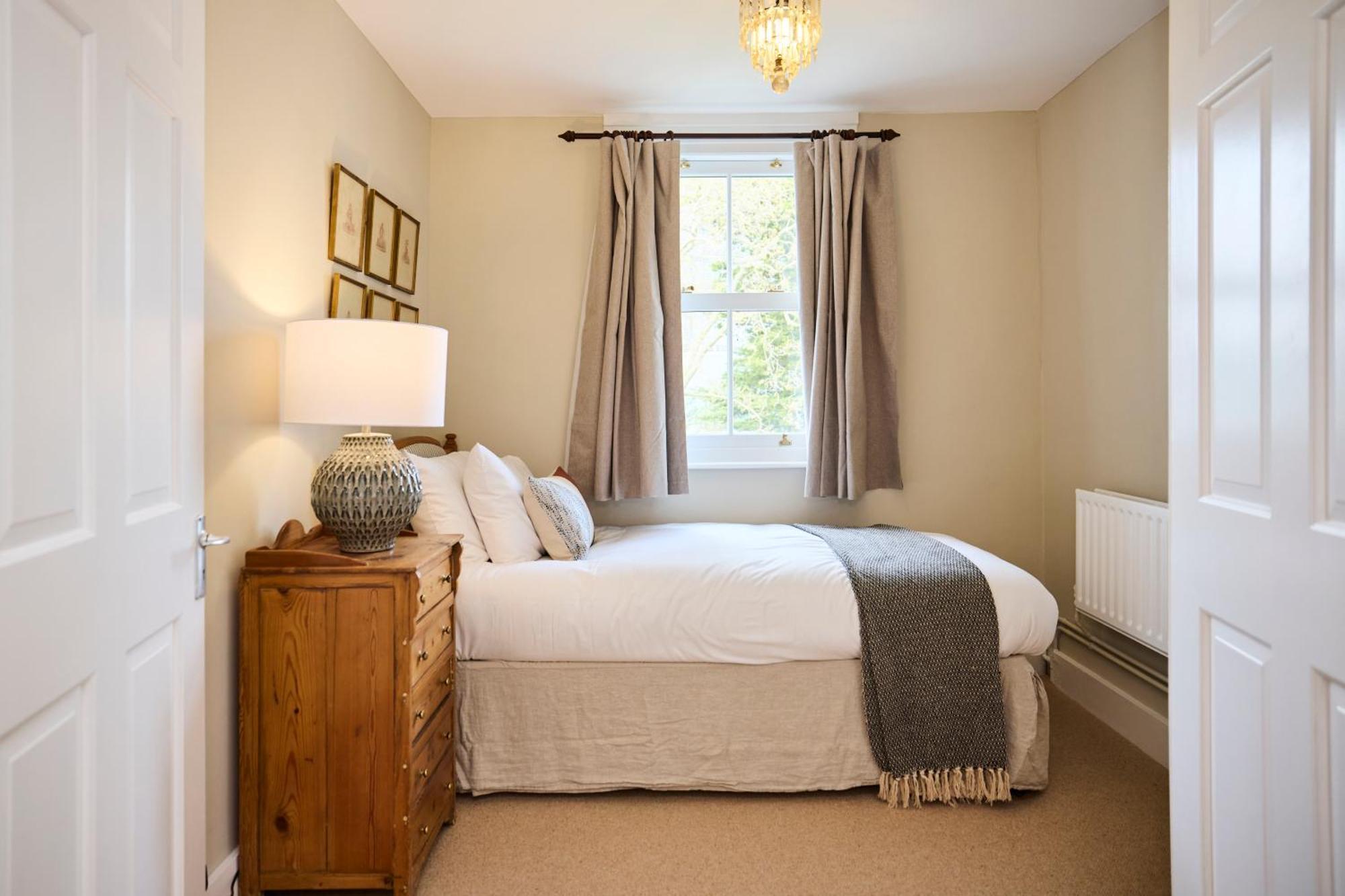 The Earl's Court Hideout - Lovely 4bdr House With Garden Apartment London