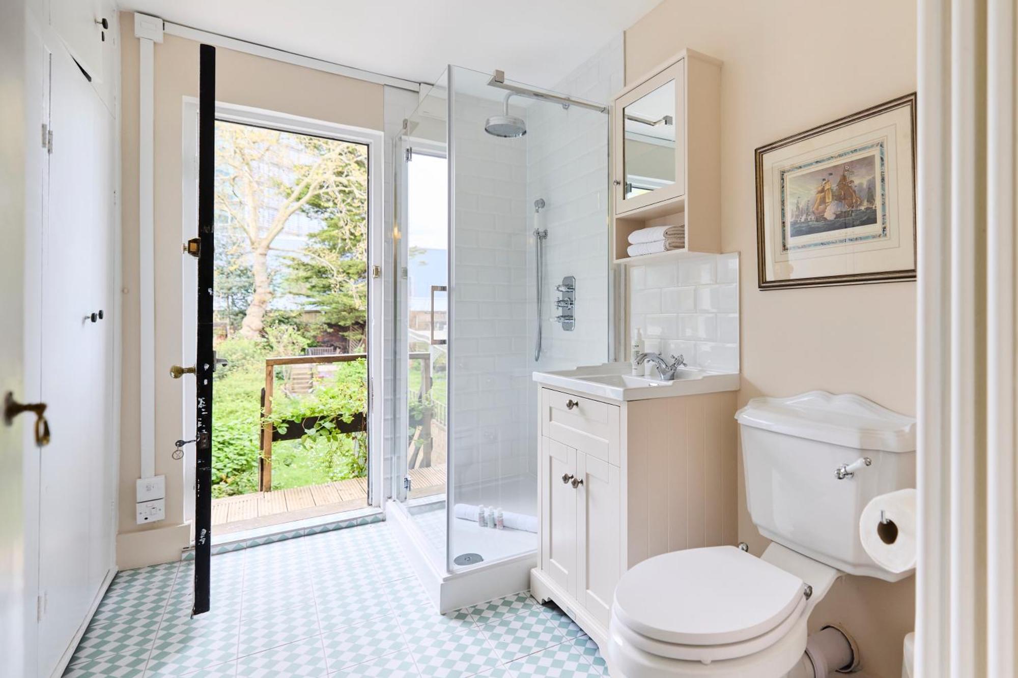 The Earl's Court Hideout - Lovely 4bdr House With Garden *