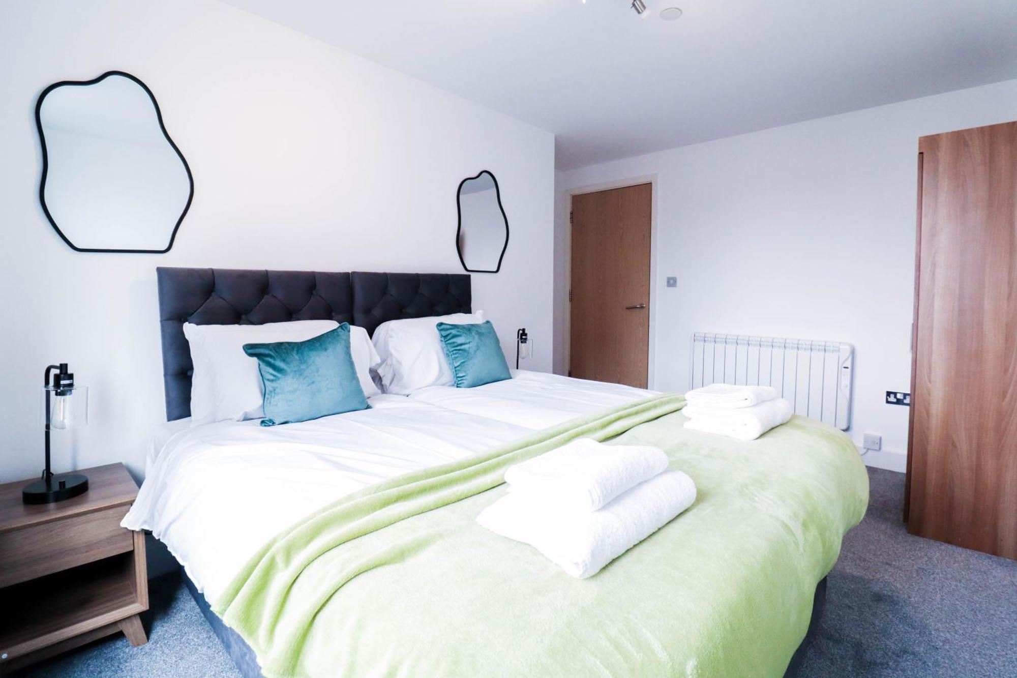 Apartment Serene 2-bedroom By The River London