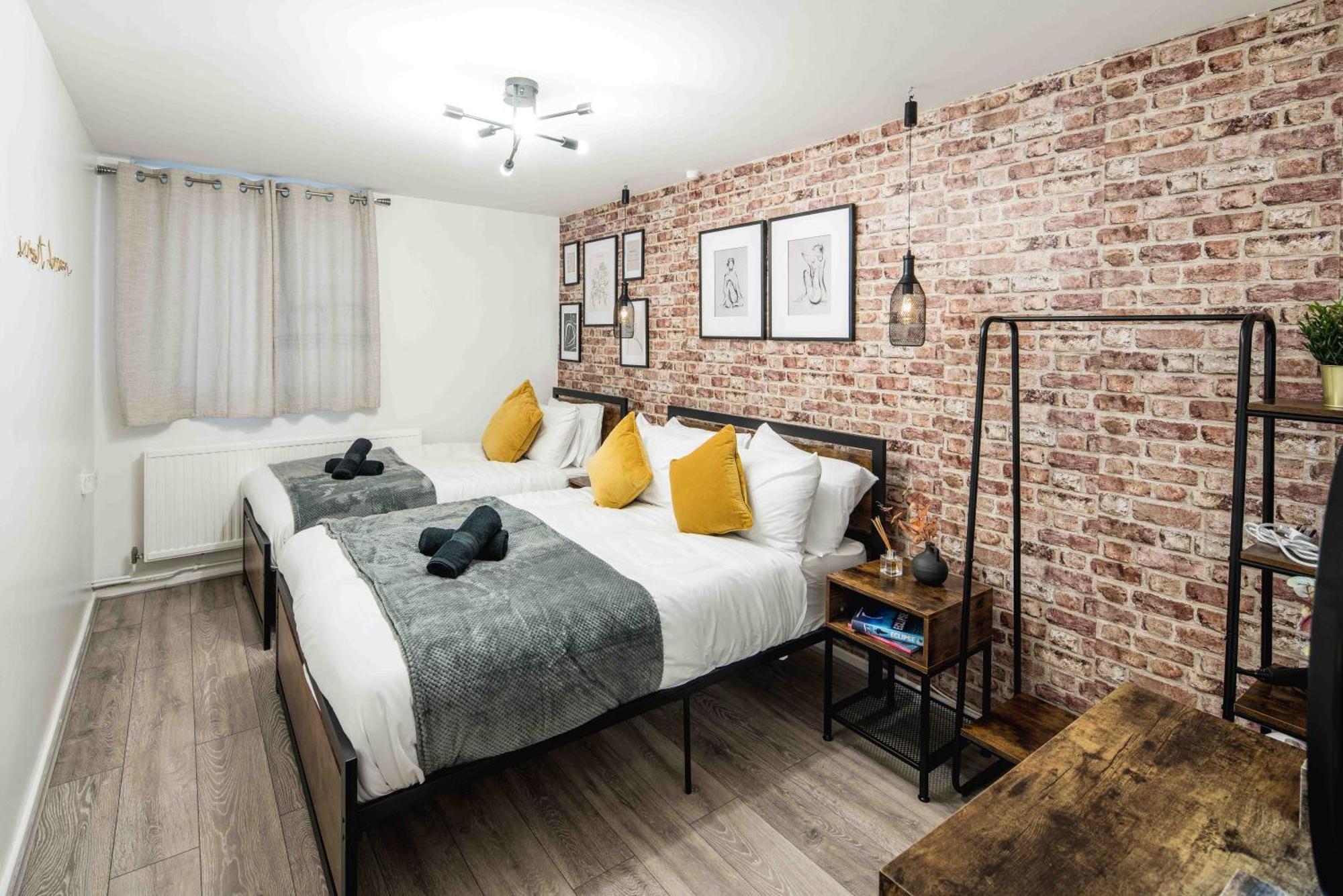 Family-friendly 1-bedroom In Apartment London