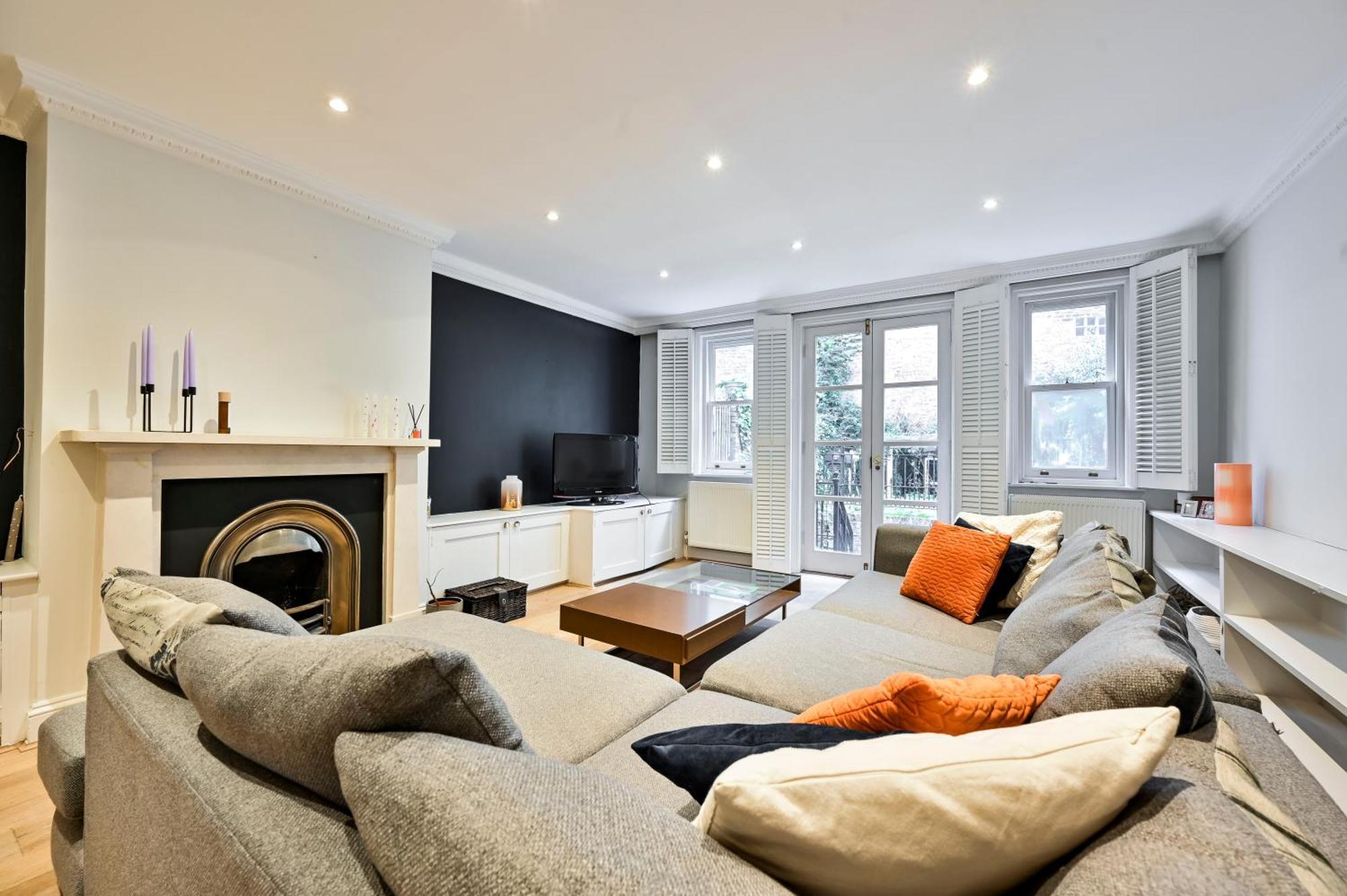 5 Bed House - Fancy - Sleep Up To 12 - Holiday home