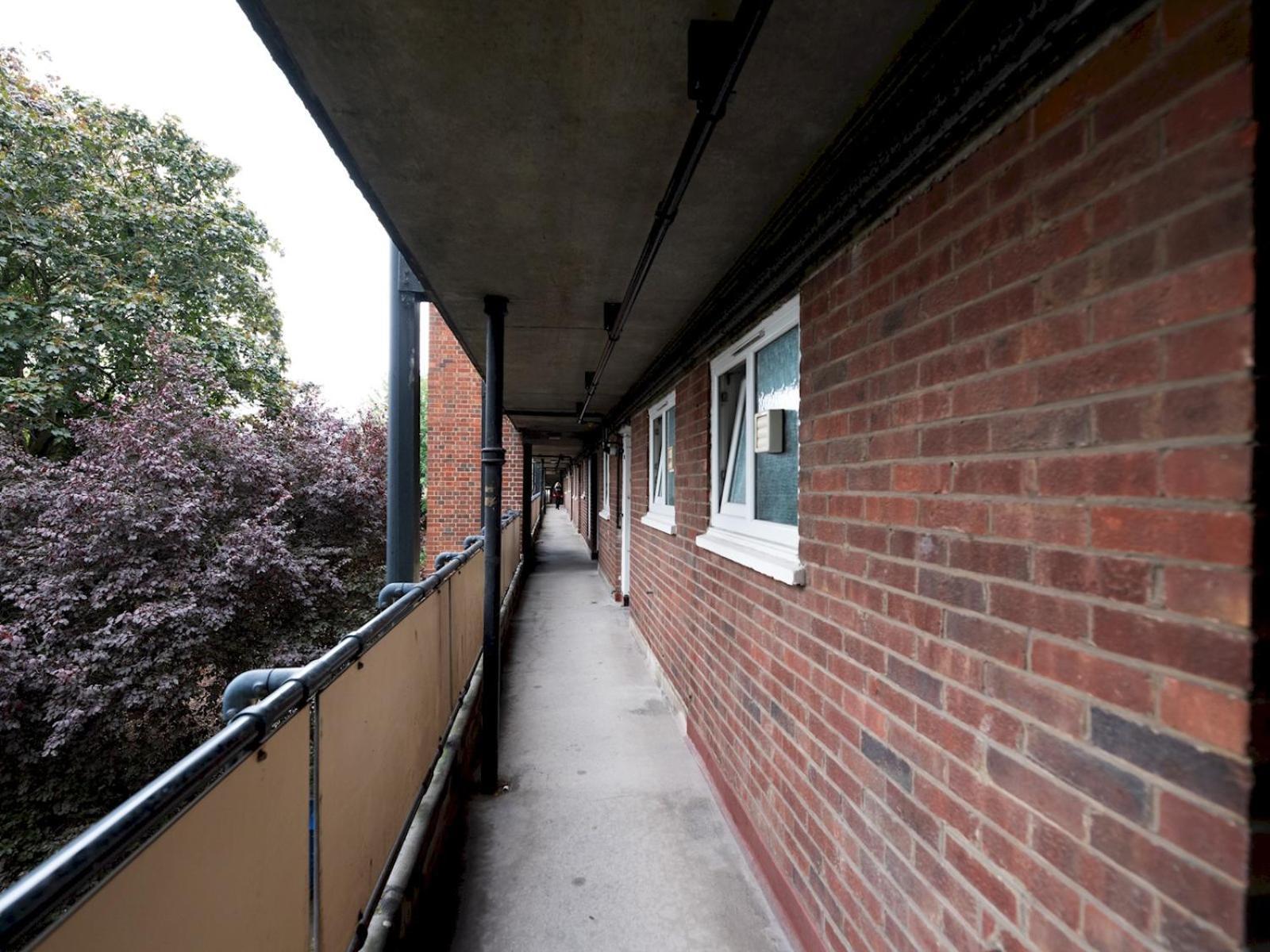 Apartment Modern 2-bed Flat Woolwich Station 6 Mins Walk Pass The Keys *