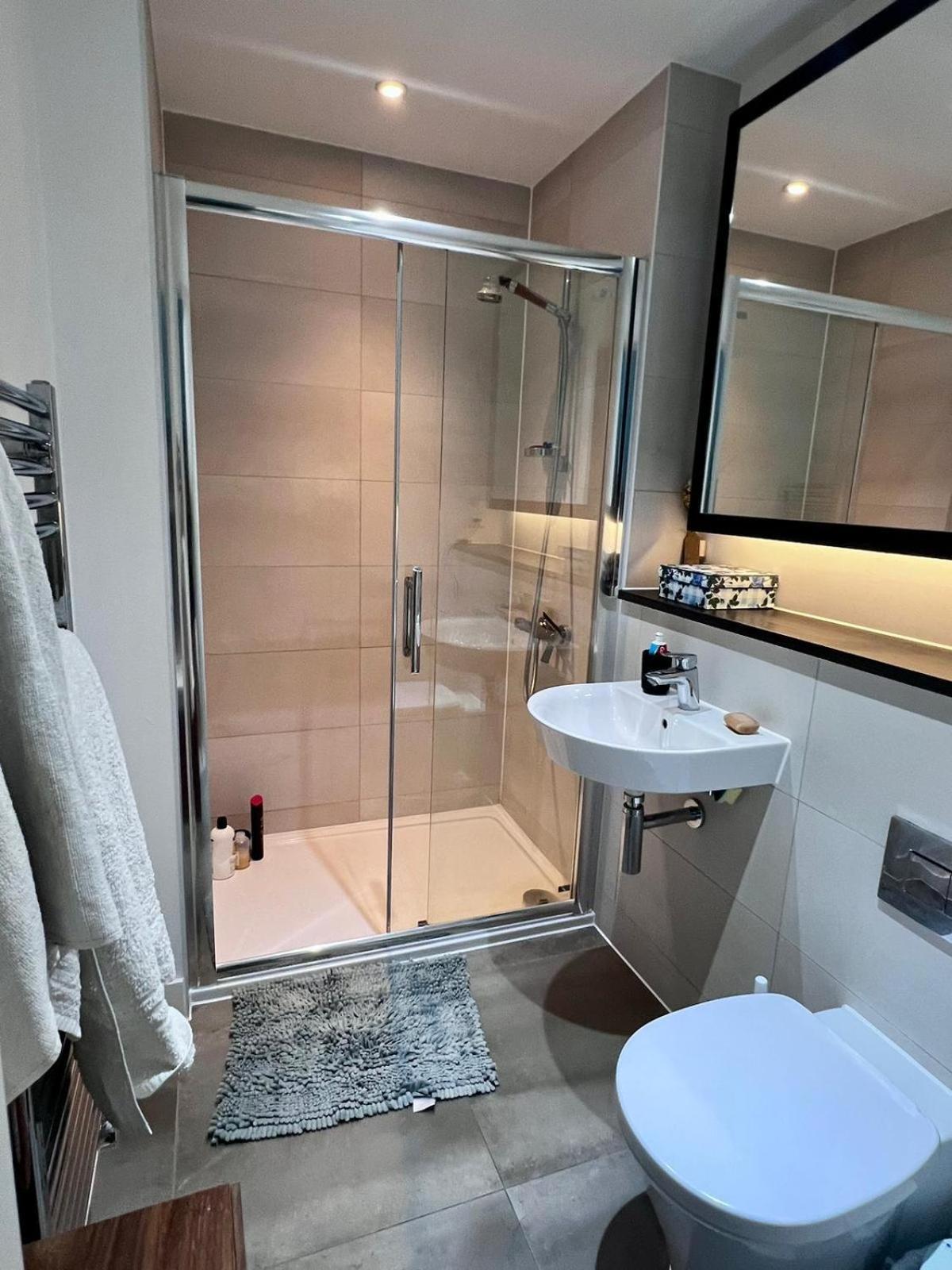 Dalston Jungle Homestay *