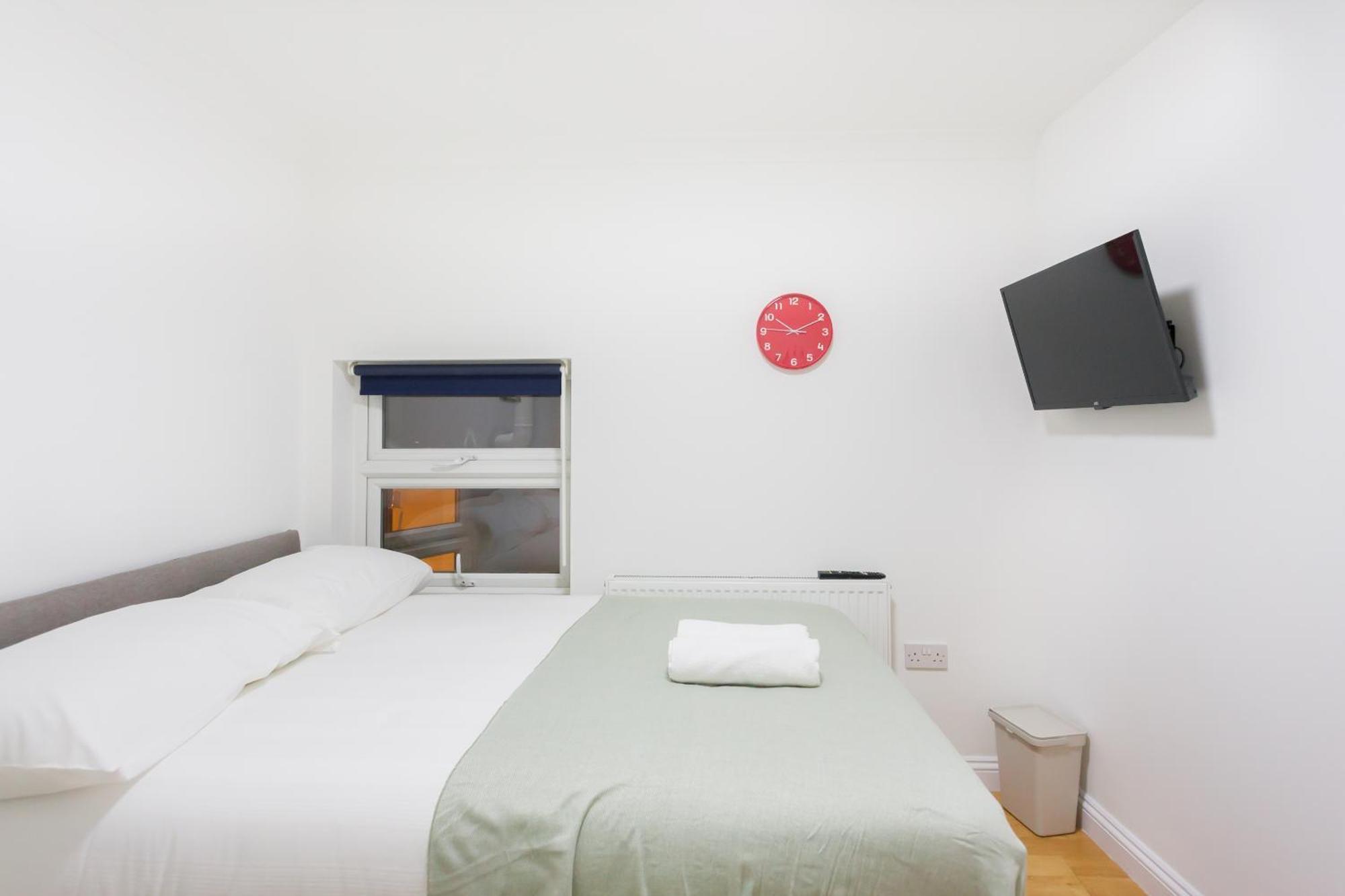 Gasthuis Studio9 - Next To Emirates Stadium - Budget With Shared Bathroom Londen