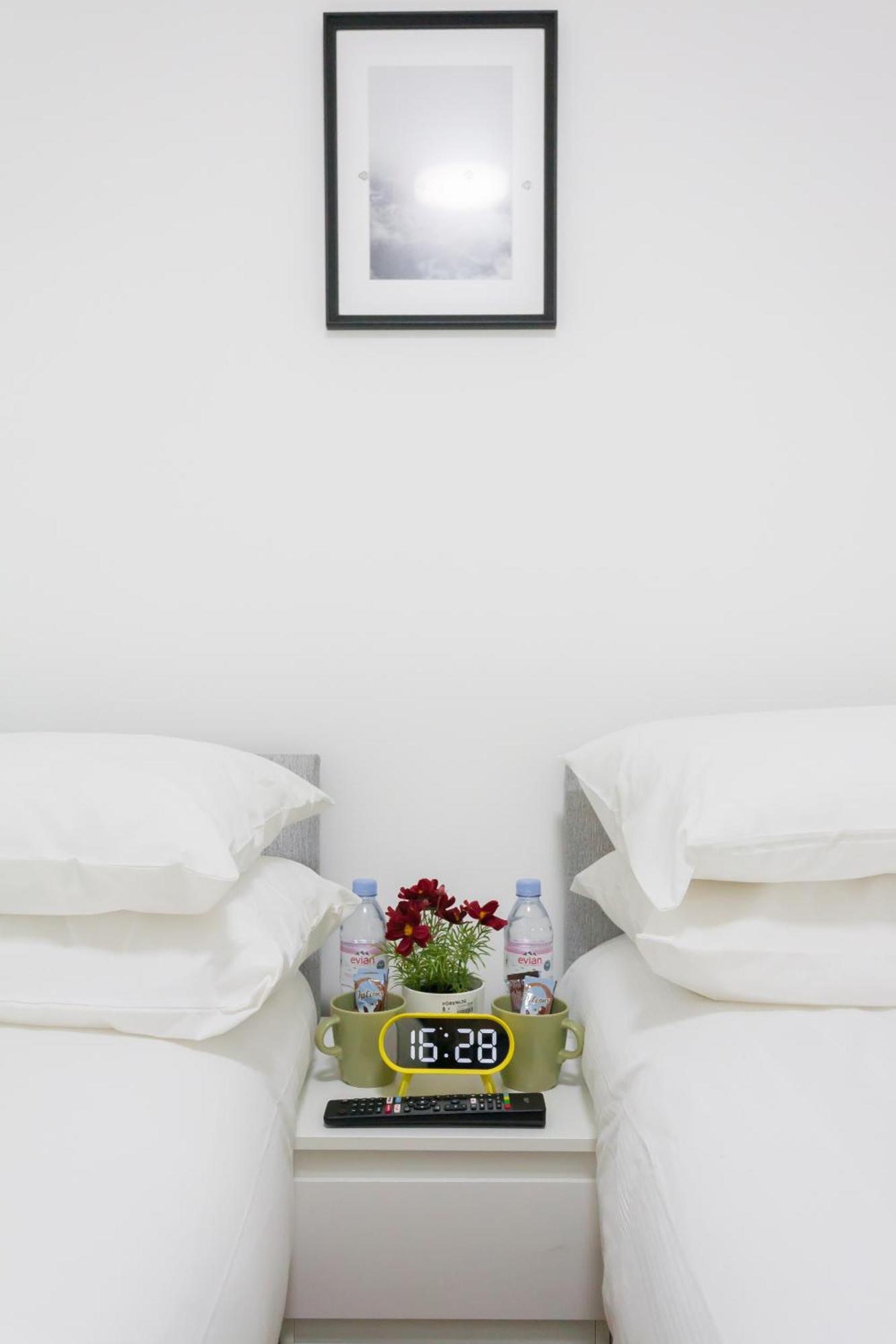 Studio9 - Next To Emirates Stadium - Budget With Shared Bathroom Londen