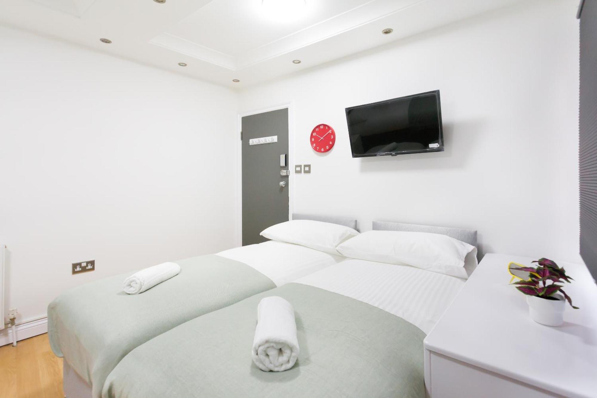 Gasthuis Studio9 - Next To Emirates Stadium - Budget With Shared Bathroom *