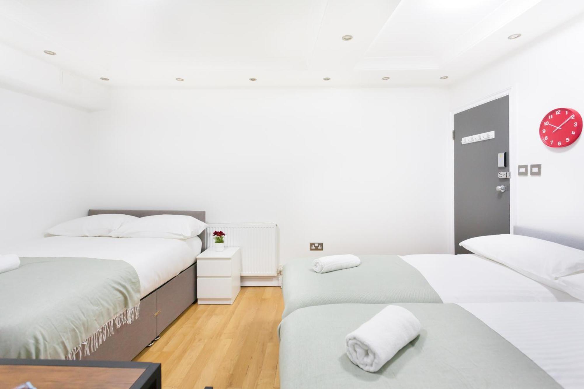 Studio9 - Next To Emirates Stadium - Budget With Shared Bathroom Londen