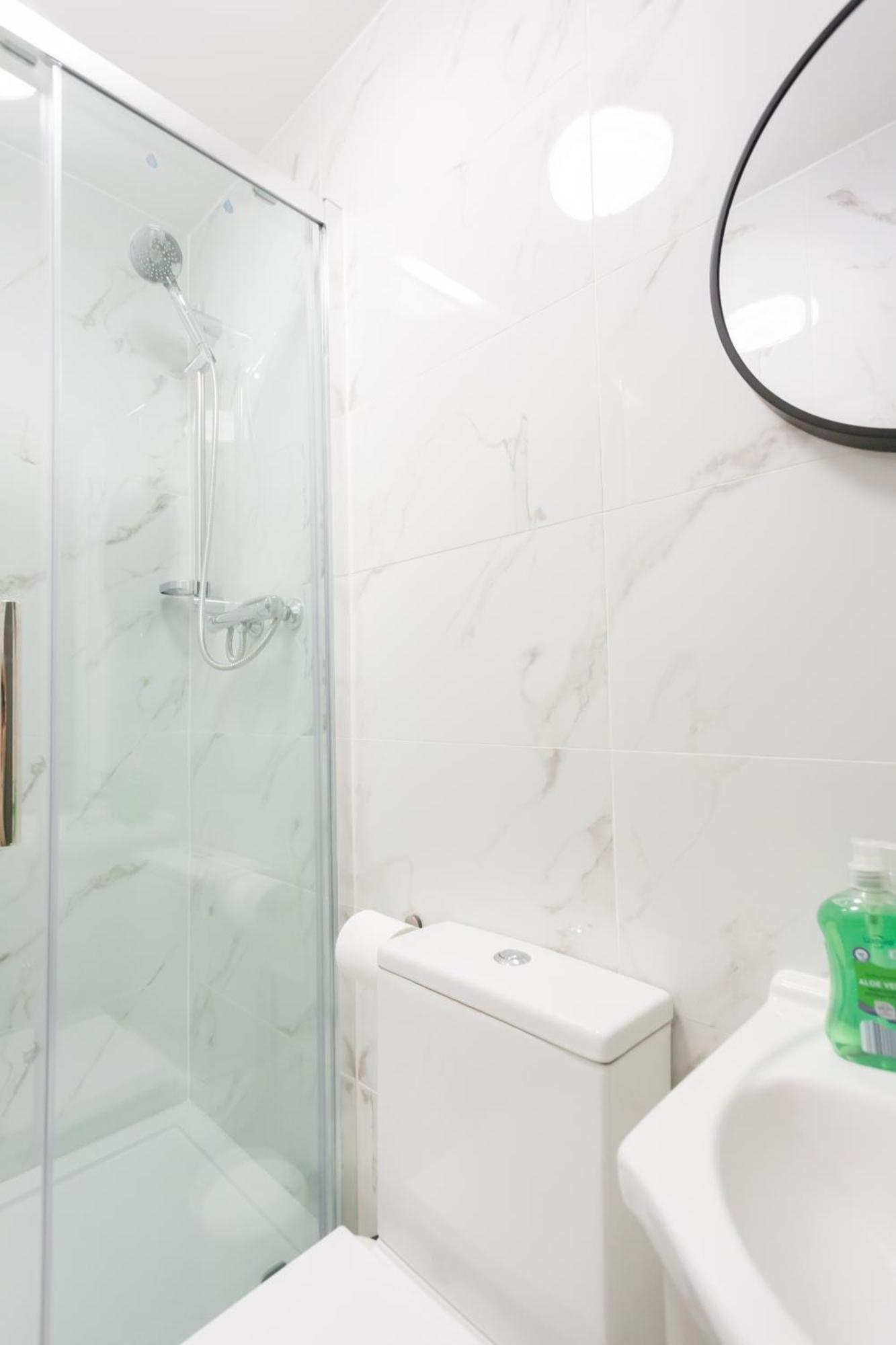Studio9 - Next To Emirates Stadium - Budget With Shared Bathroom Gasthuis Londen