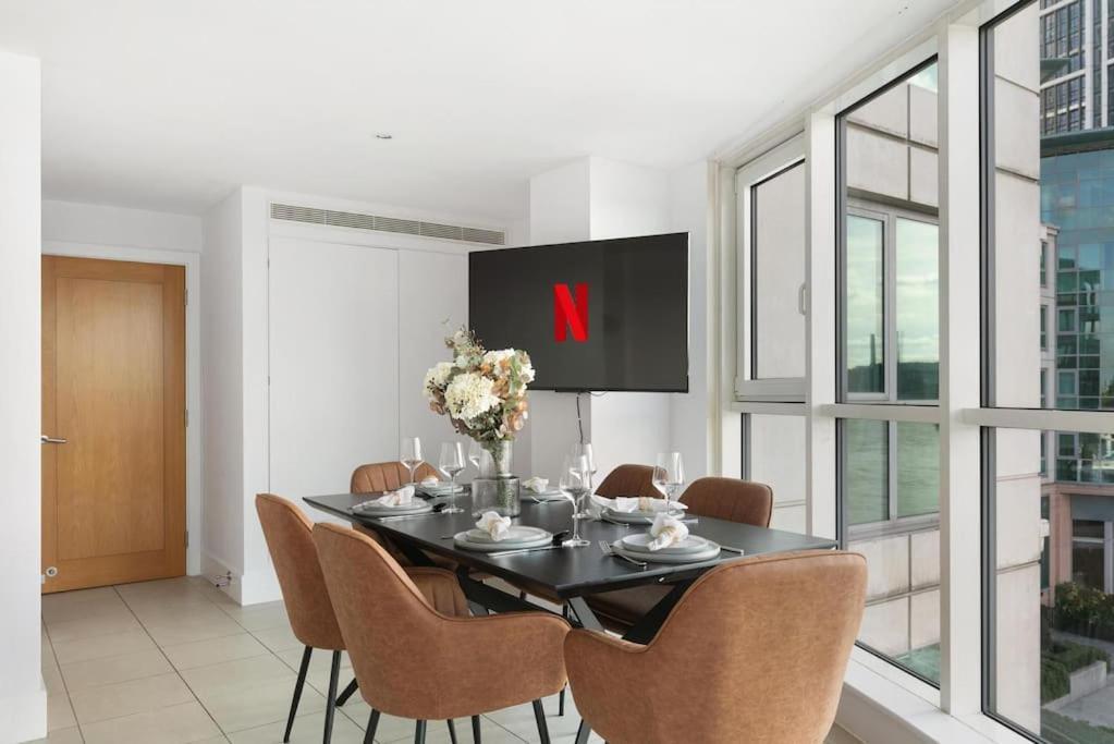 Apartamento 2 Bed Riverside Flat With Breath Taking Views Londres