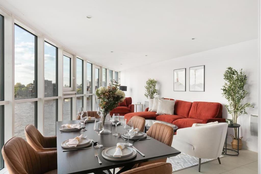 Apartamento 2 Bed Riverside Flat With Breath Taking Views