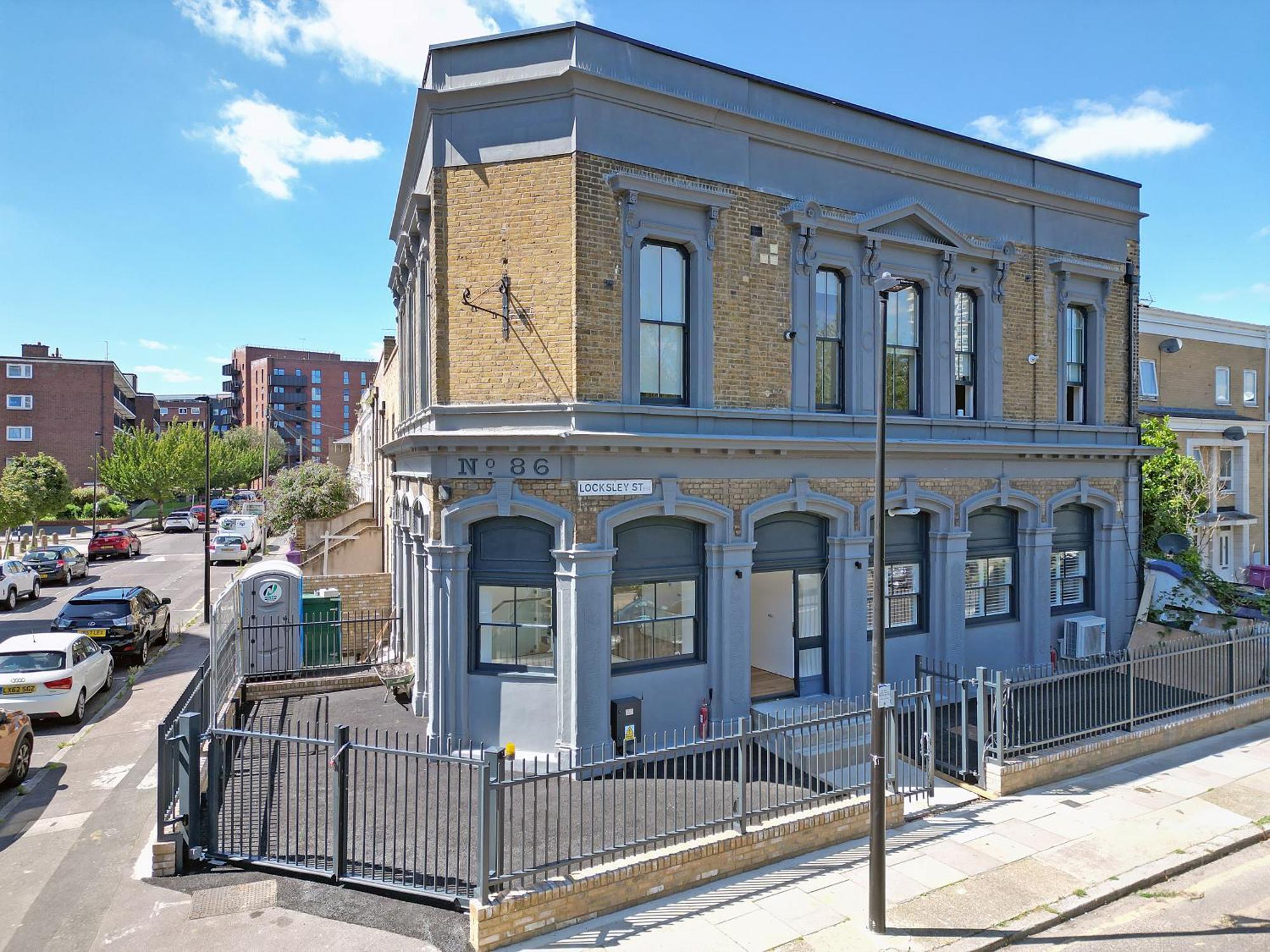 Exquisite 3br Duplex Period Conversion, Air-con & Amenities * Londres