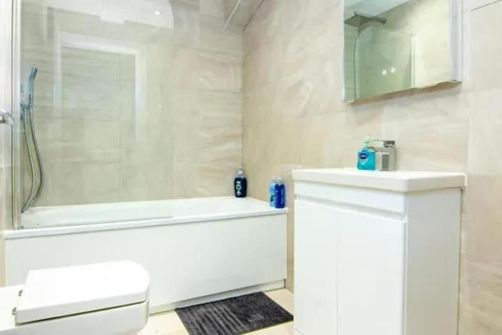 Deluxe, 3 Sleeps In Spitafields - Shoreditch Apartment London