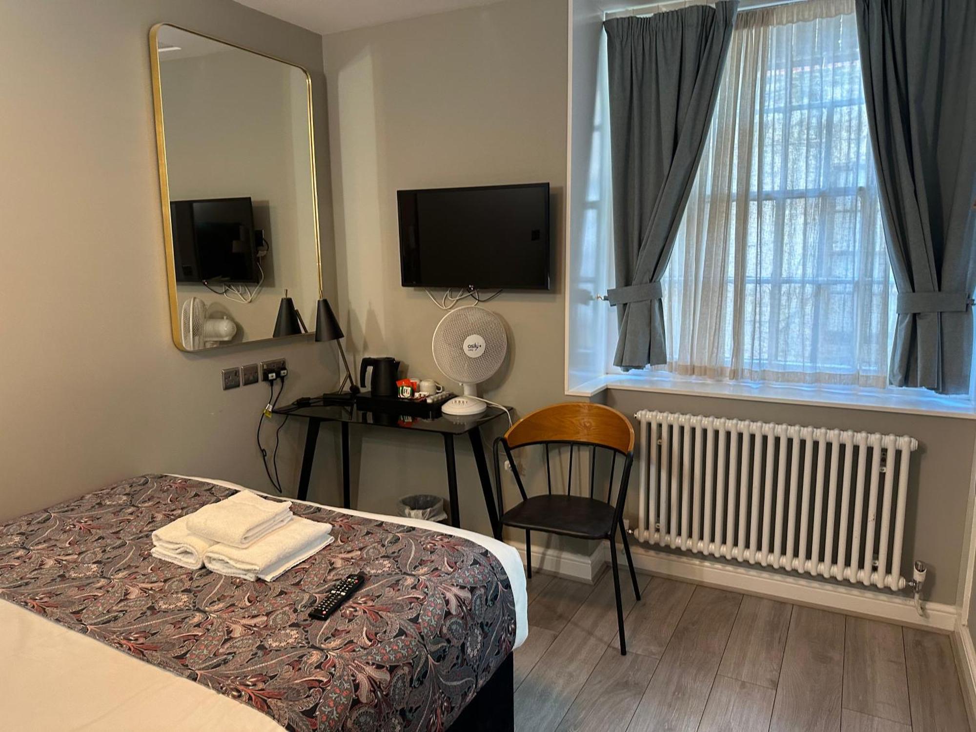 Arran House 3* London