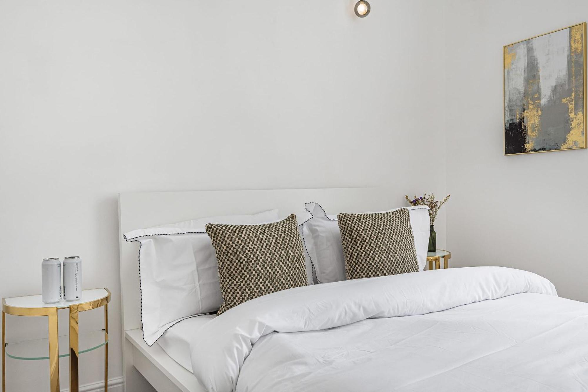 Lady On The Lane- 2 Bed Primrose Hill Apartment *