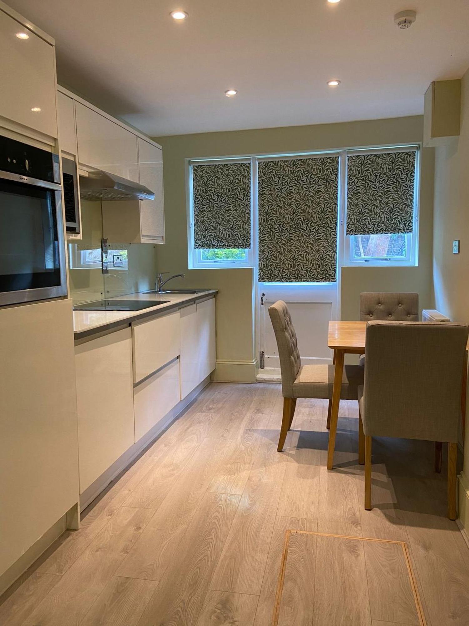 Apartment Charming With Garden Views London