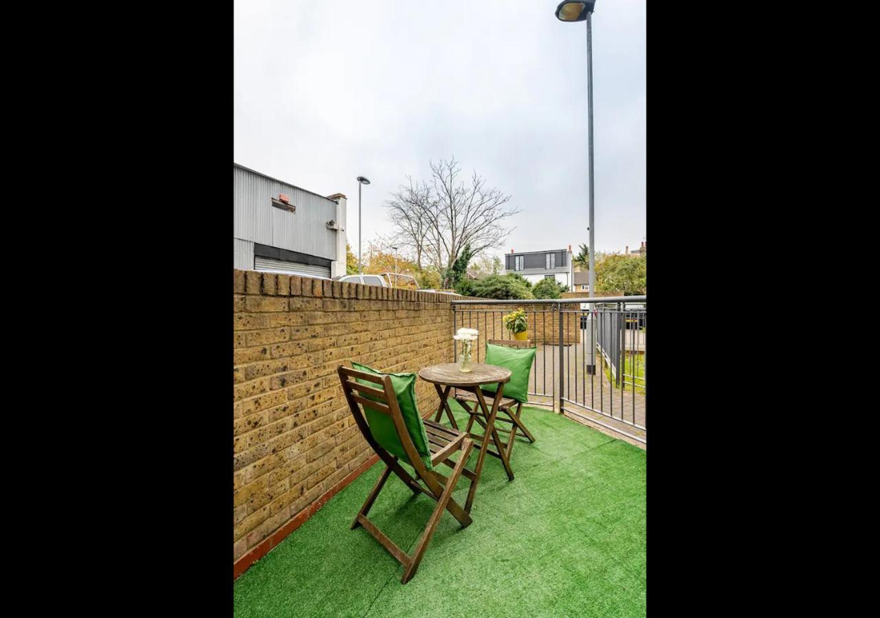 The Nest Of Forest Hill