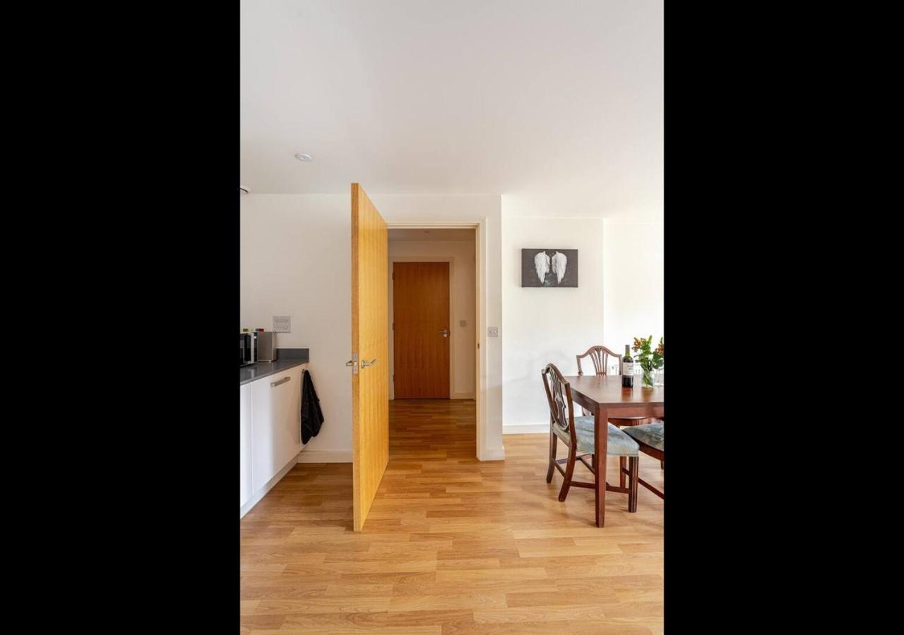 The Nest Of Forest Hill Apartment *