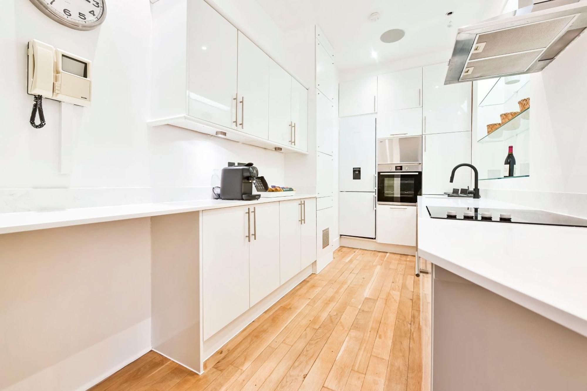 Wonderful Fitzrovia 3 Bed Appartement Londen