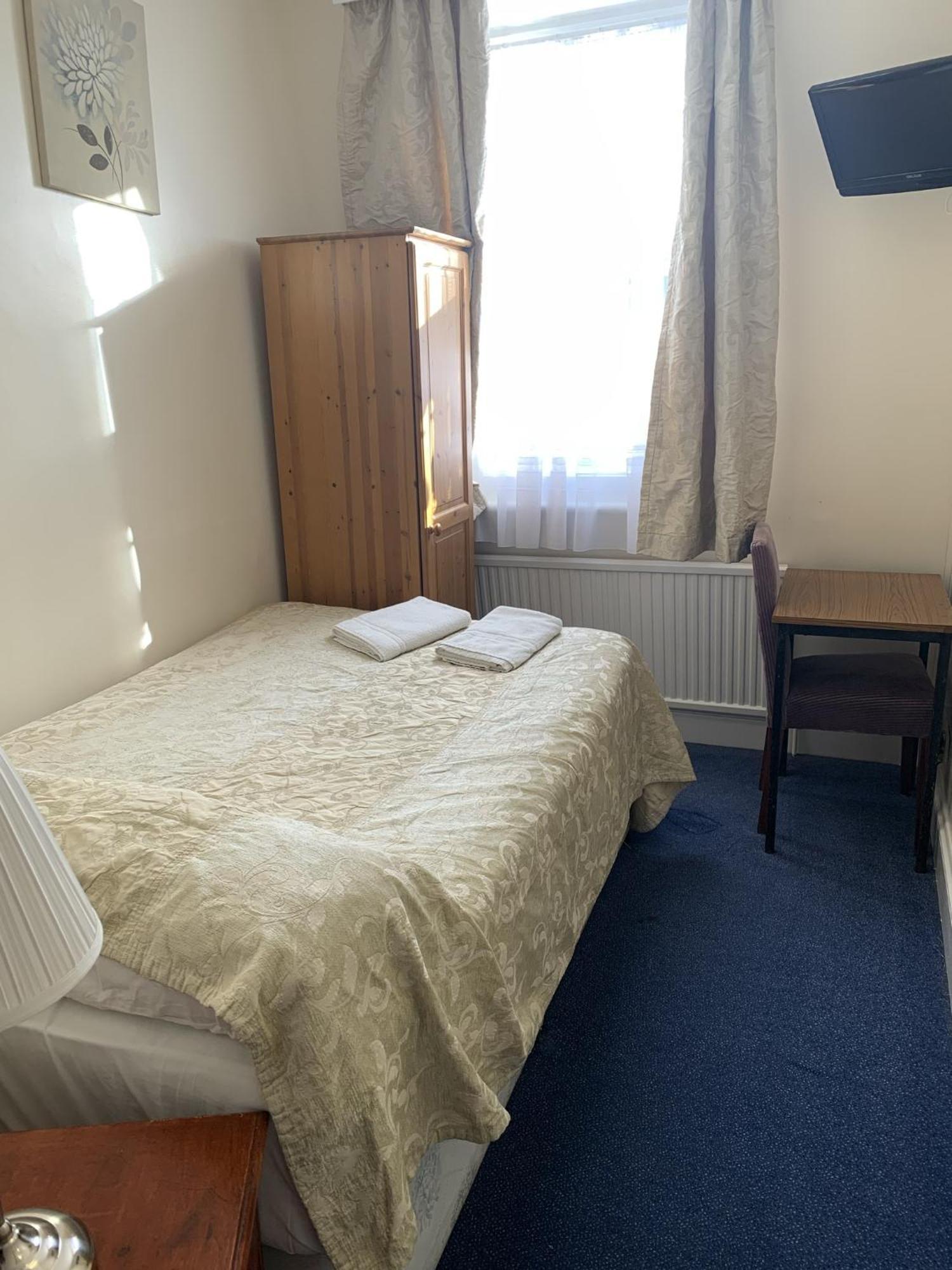 St Simeon 2* London