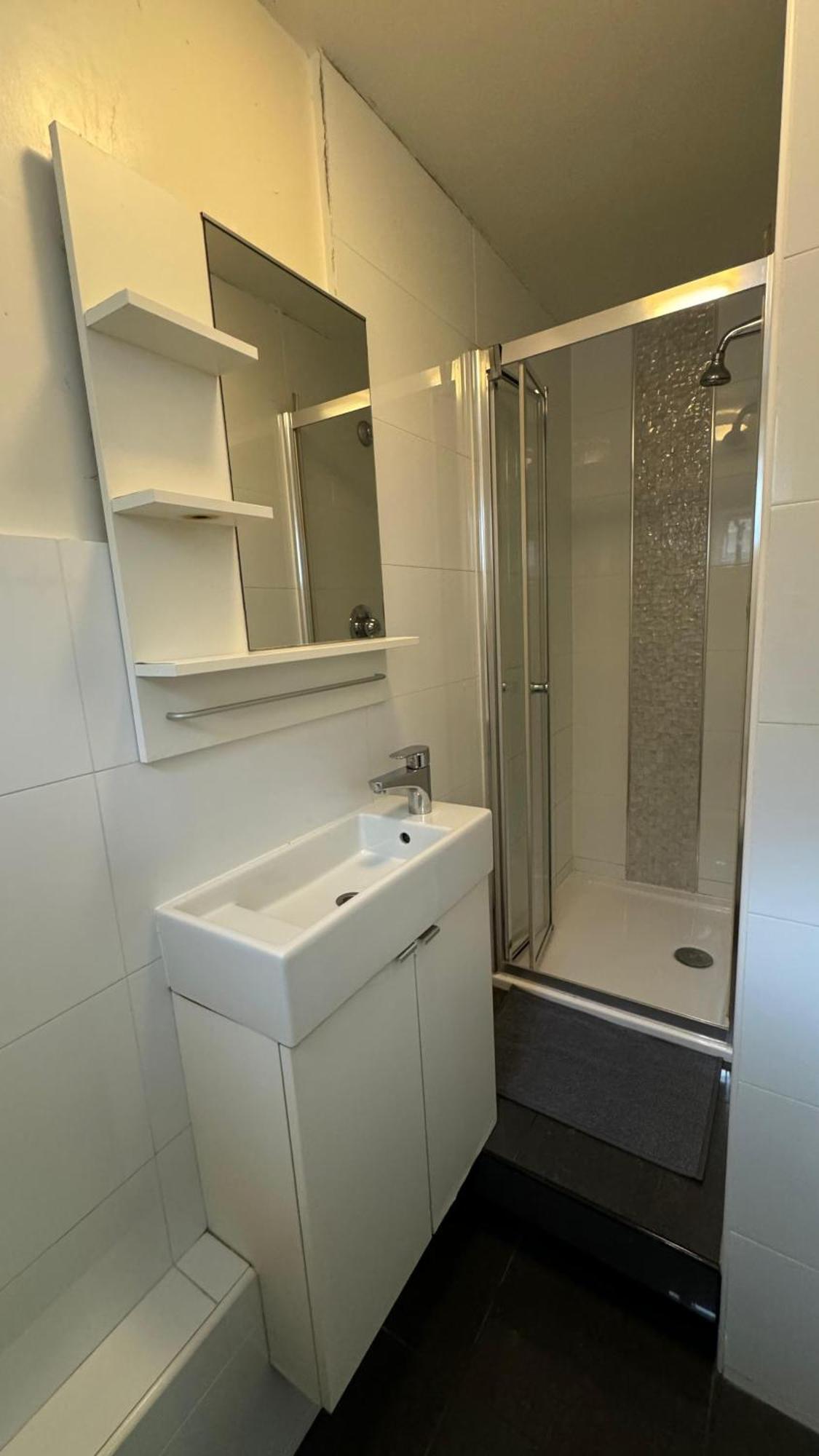 En-suite Near Everything. Shepherd's Bush - Apartment London