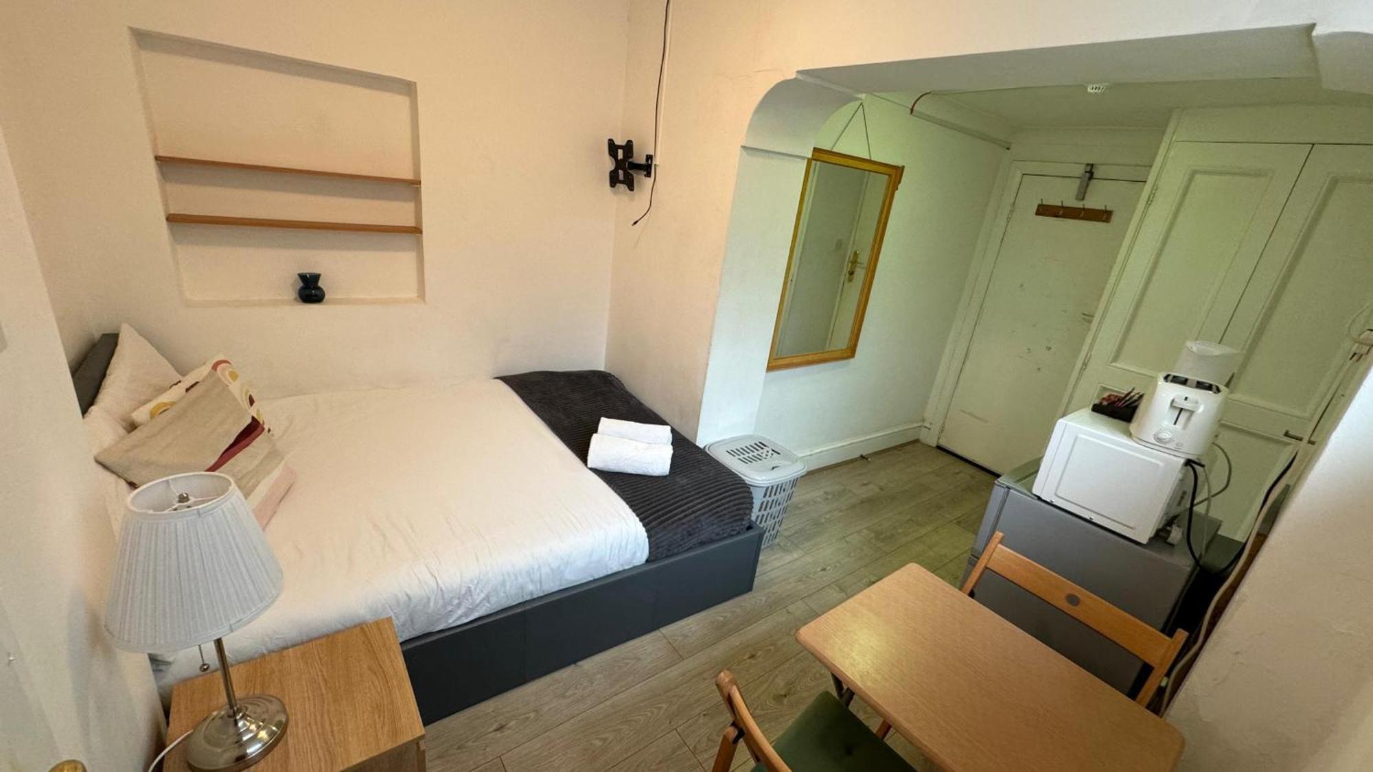 En-suite Near Everything. Shepherd's Bush - Apartment